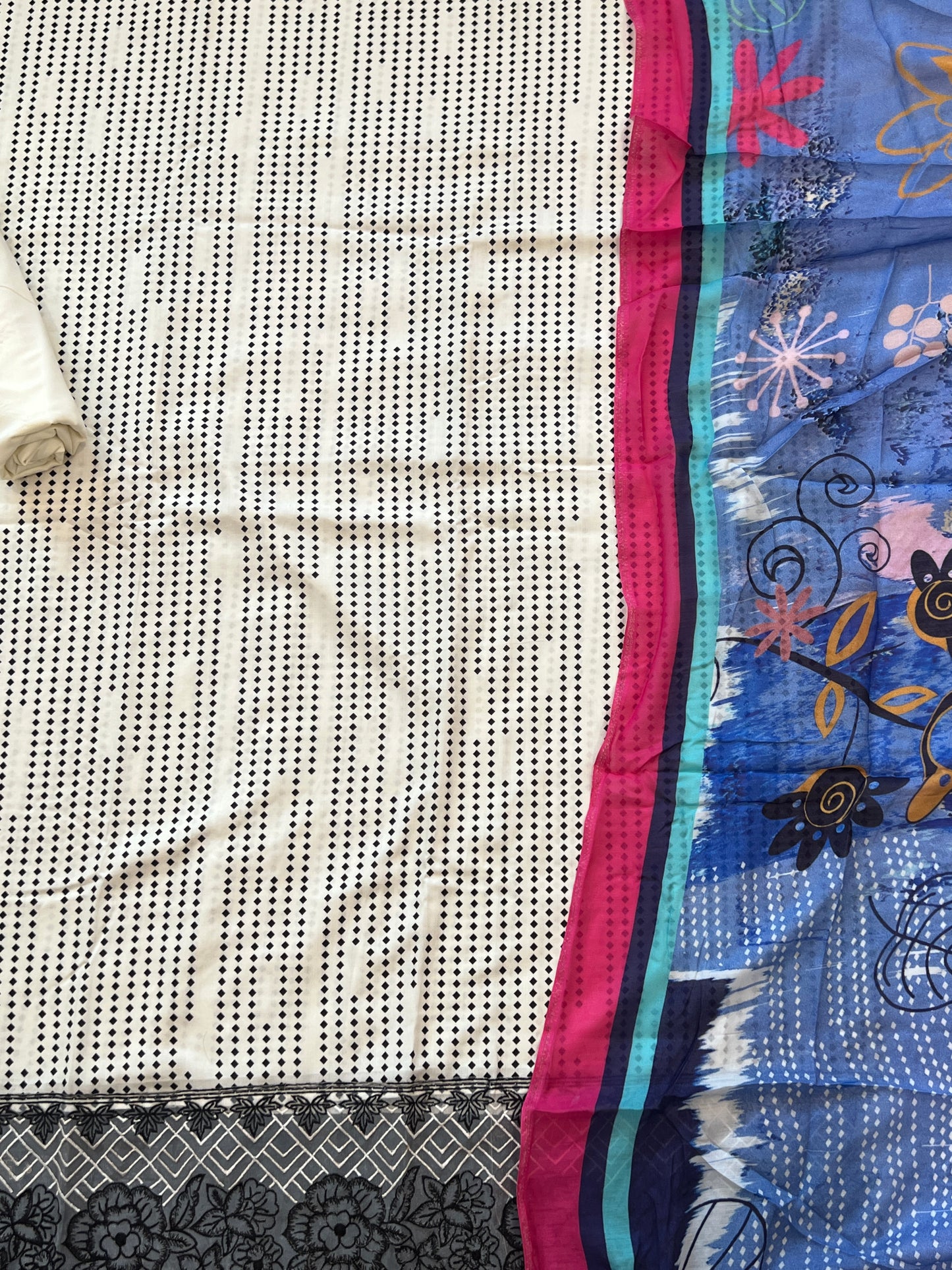 OFF WHITE MAHAM SOFT COTTON EMBROIDER SUIT