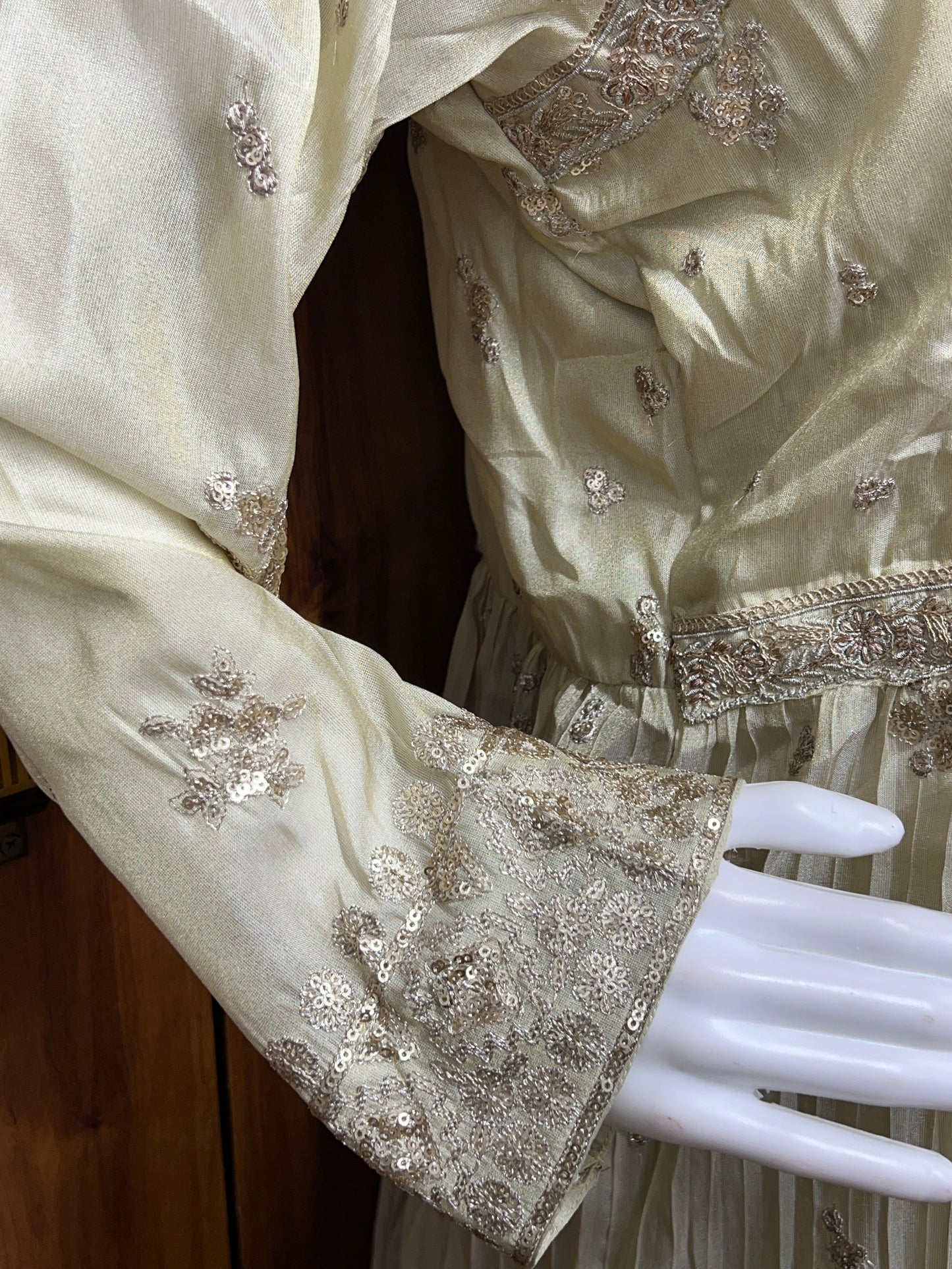 ZARA OFF WHITE FROK AND PALZO READYMADE SUIT