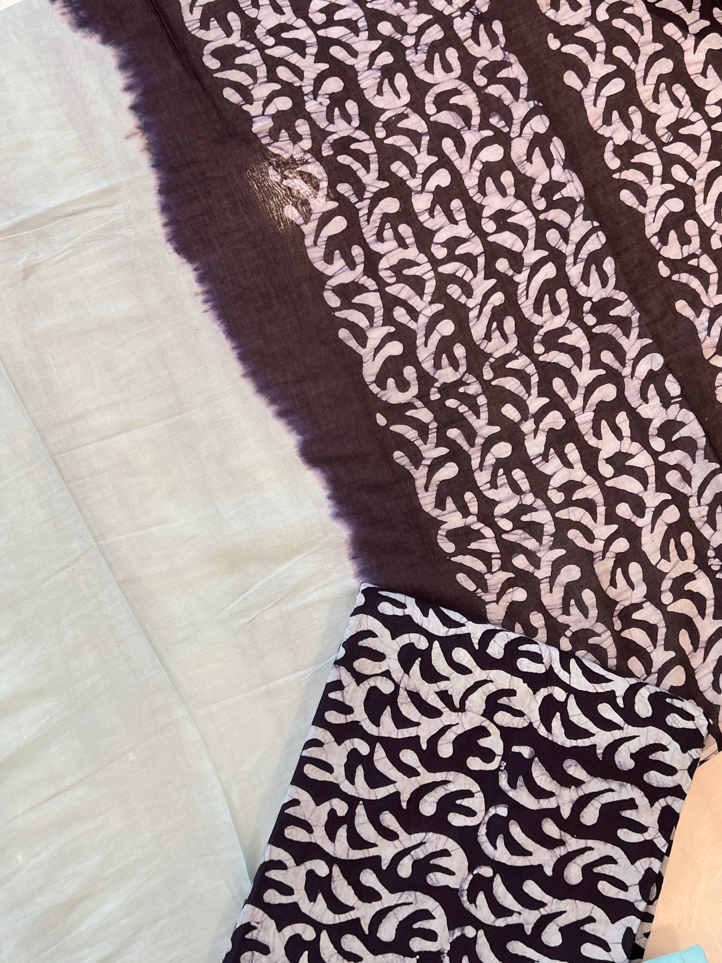 DOUBLE SHADE PURE COTTON BATIK SUIT 5 Q