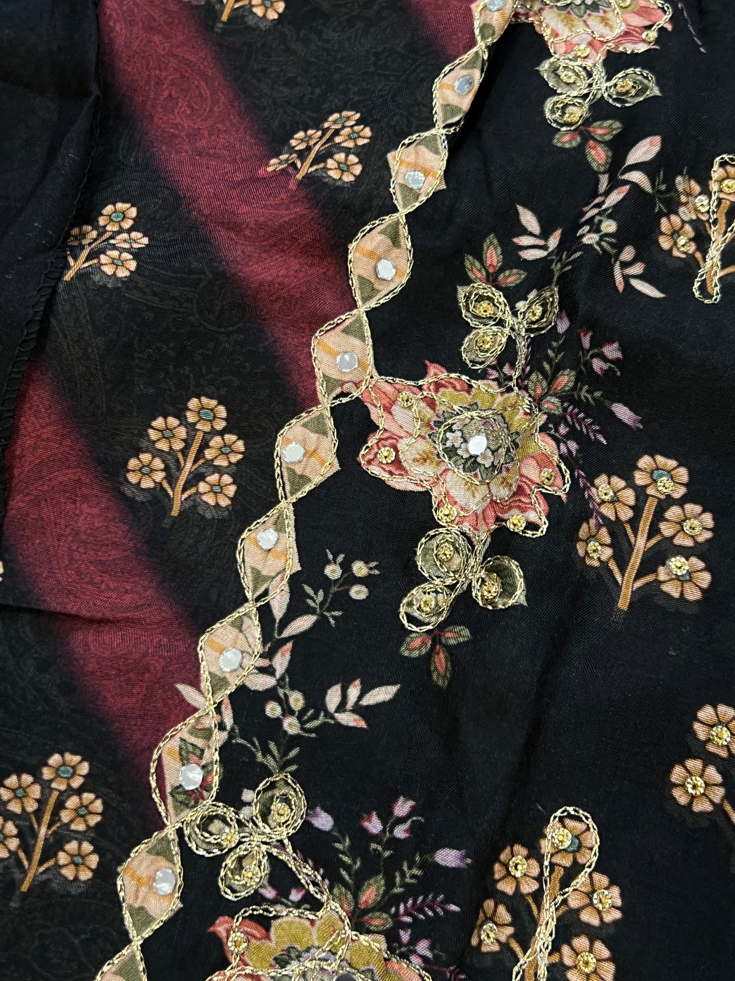 BLACK MUSLIN MIRROR EMBROIDERY 118 Q