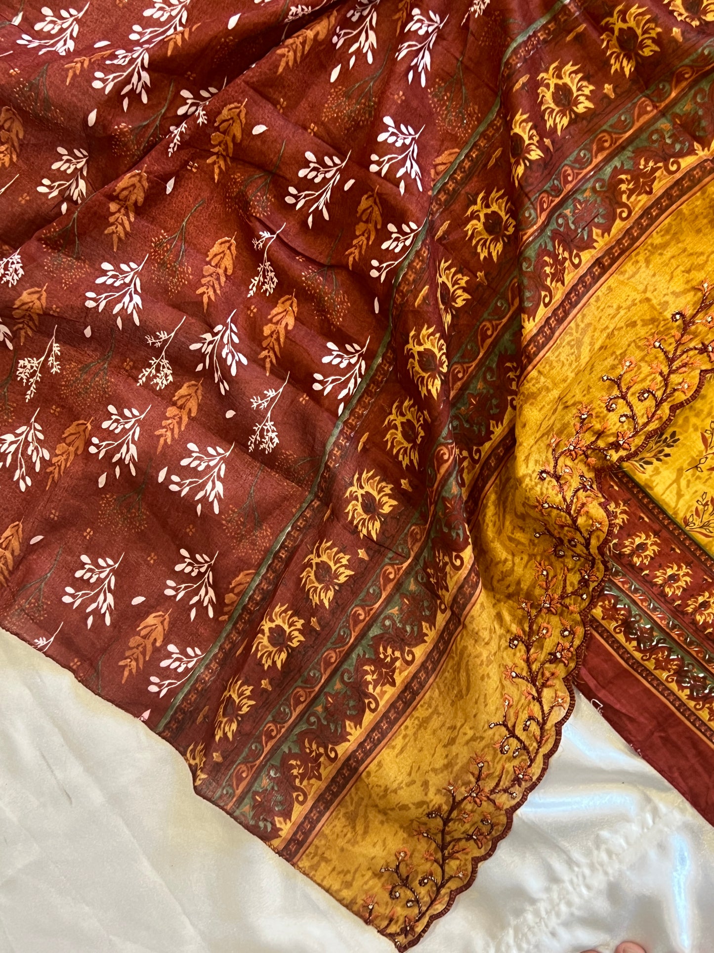 MUSTERD BIN SAEED EMBROIDERY SUIT 1500