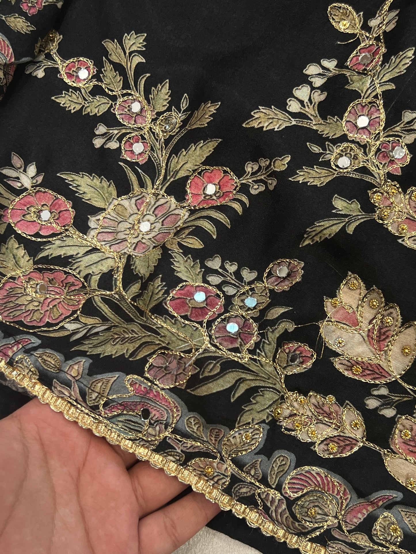 BLACK PURE MUSLIN EMBROIDERY SUIT 137