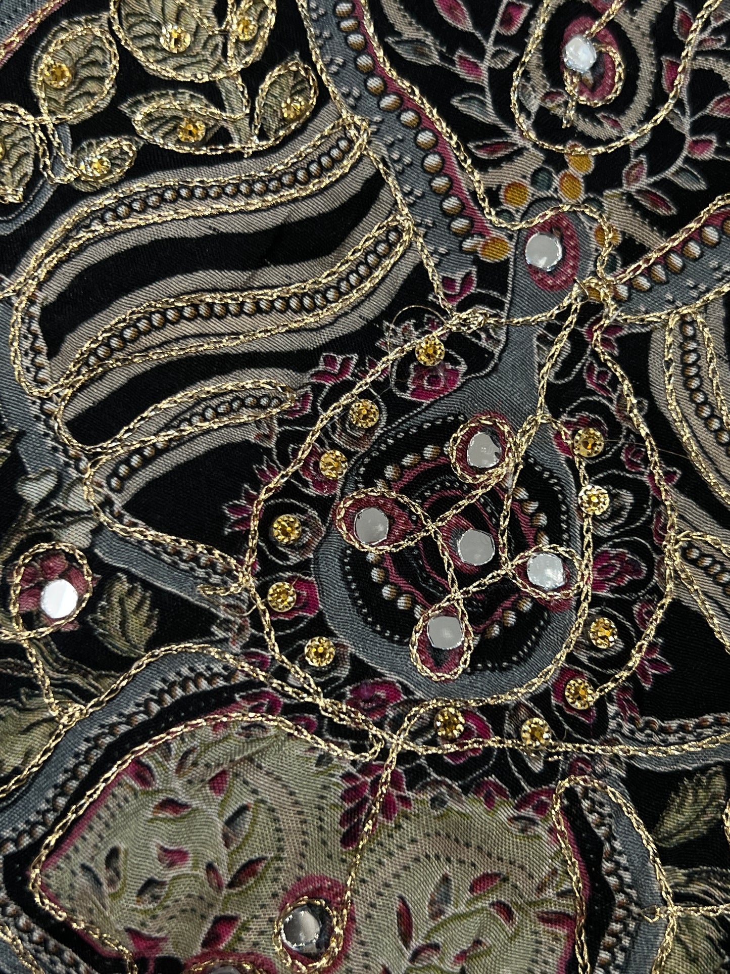 BLACK PURE MUSLIN EMBROIDERY SUIT 137