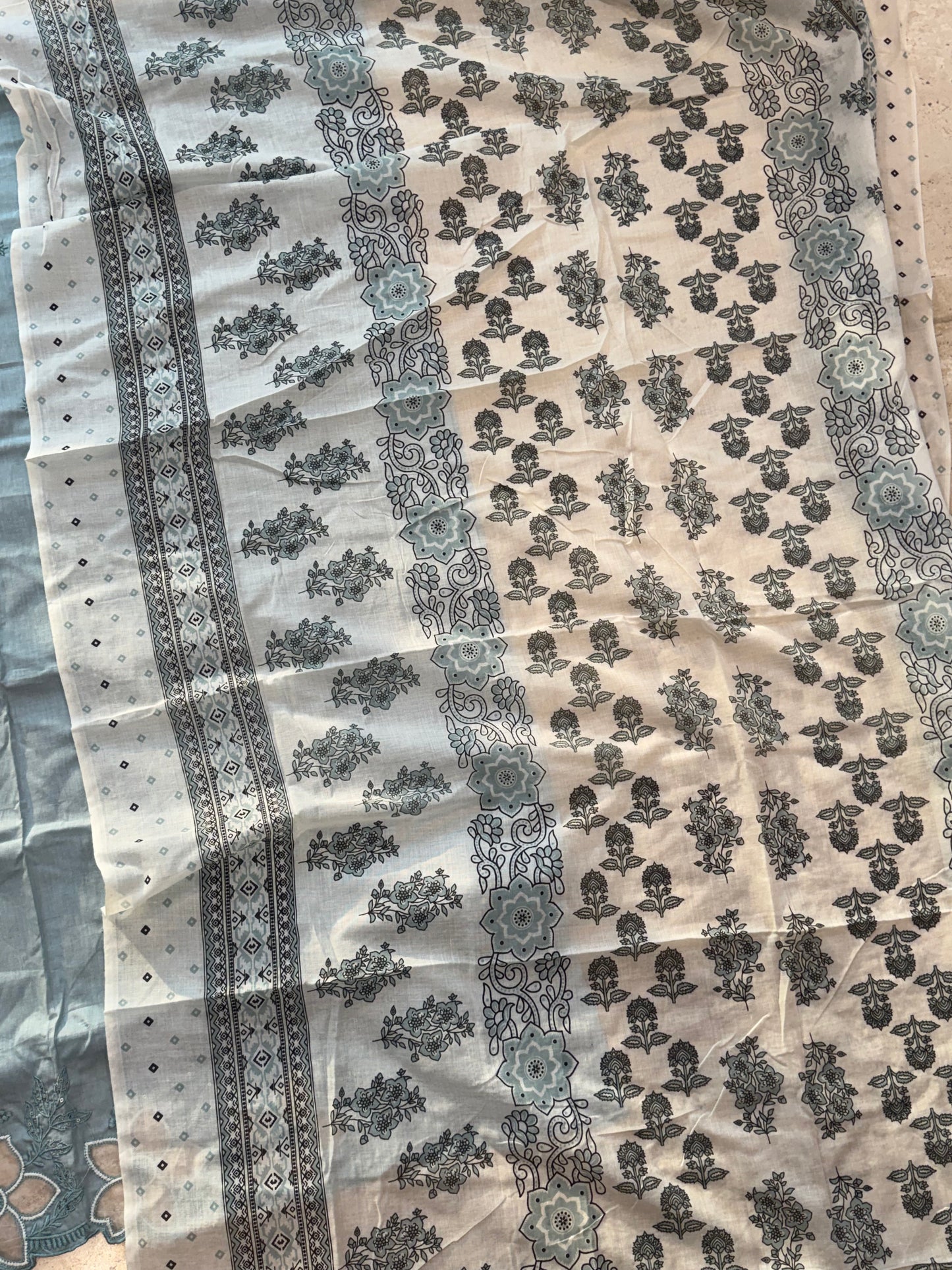 ROZANA CUTWORK PURE COTTON SUIT 2