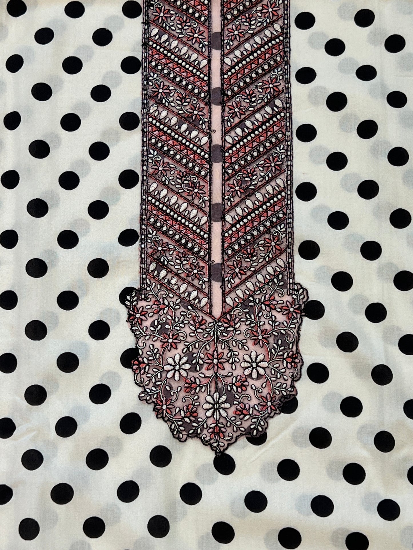 POLKA DOTLAWN EMBROIDER SUIT 3