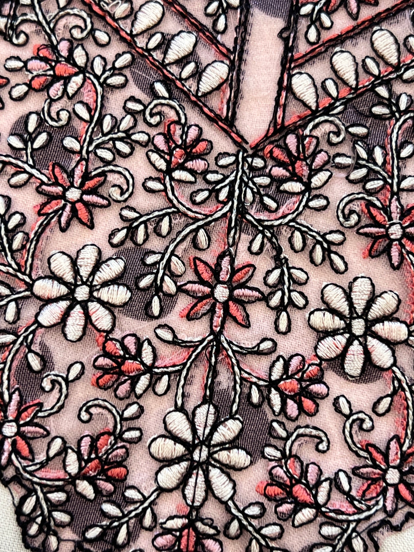 POLKA DOTLAWN EMBROIDER SUIT 3