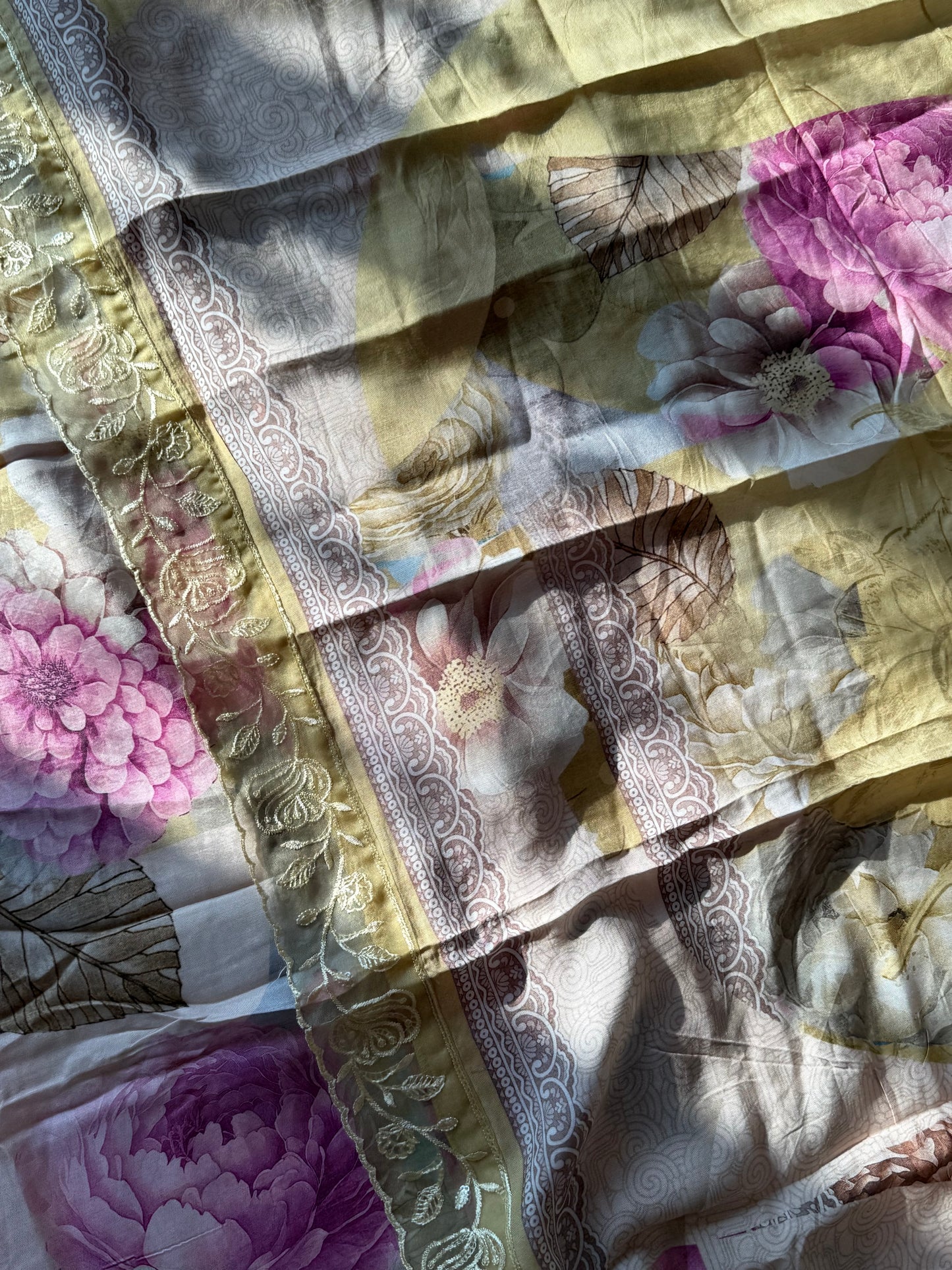 SHAHEEN LIME GREEN PURE MUSLIN SUIT 2 Q