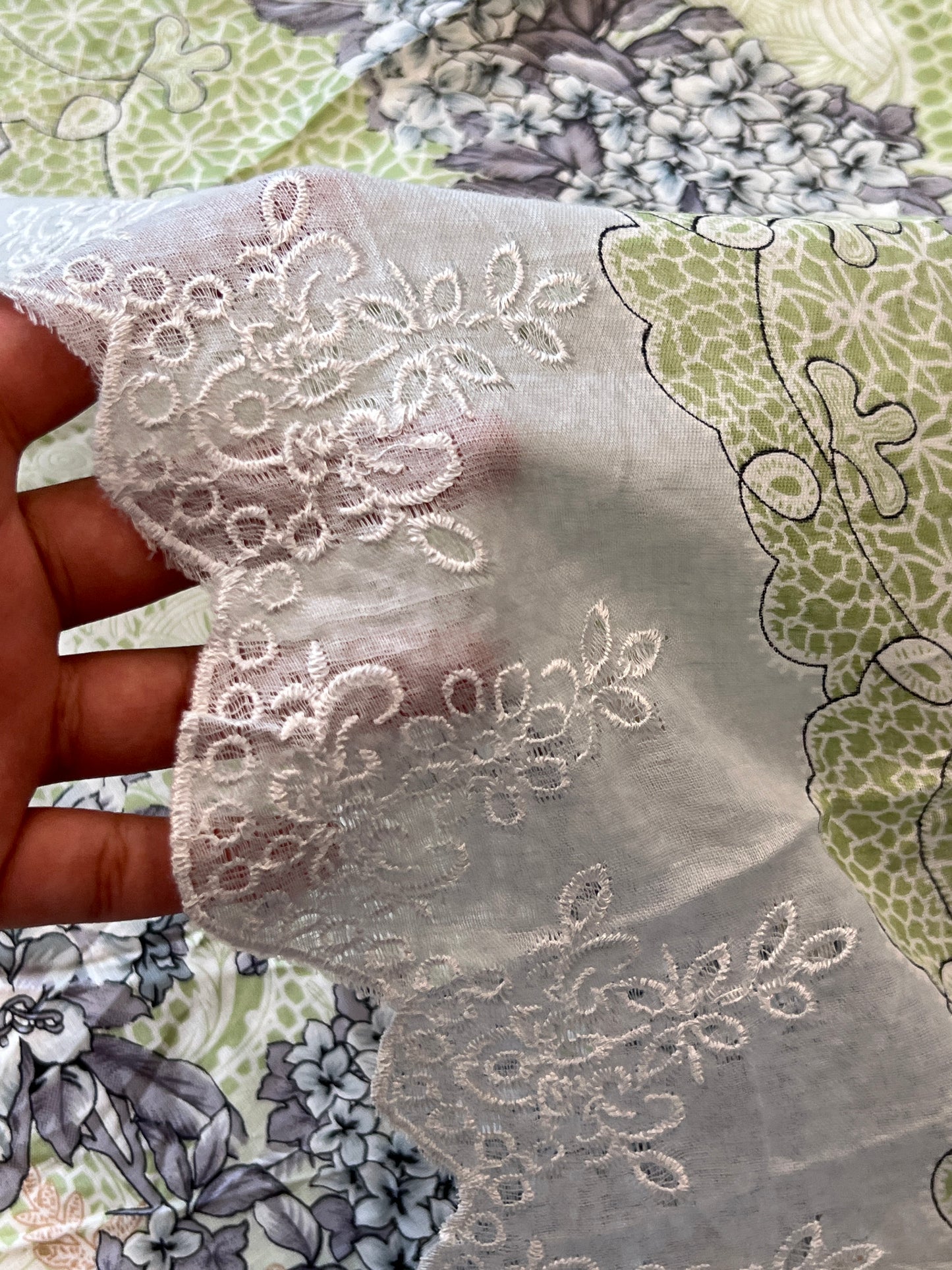 HAALA LAWN EMBROIDERY PATCH SUIT 6