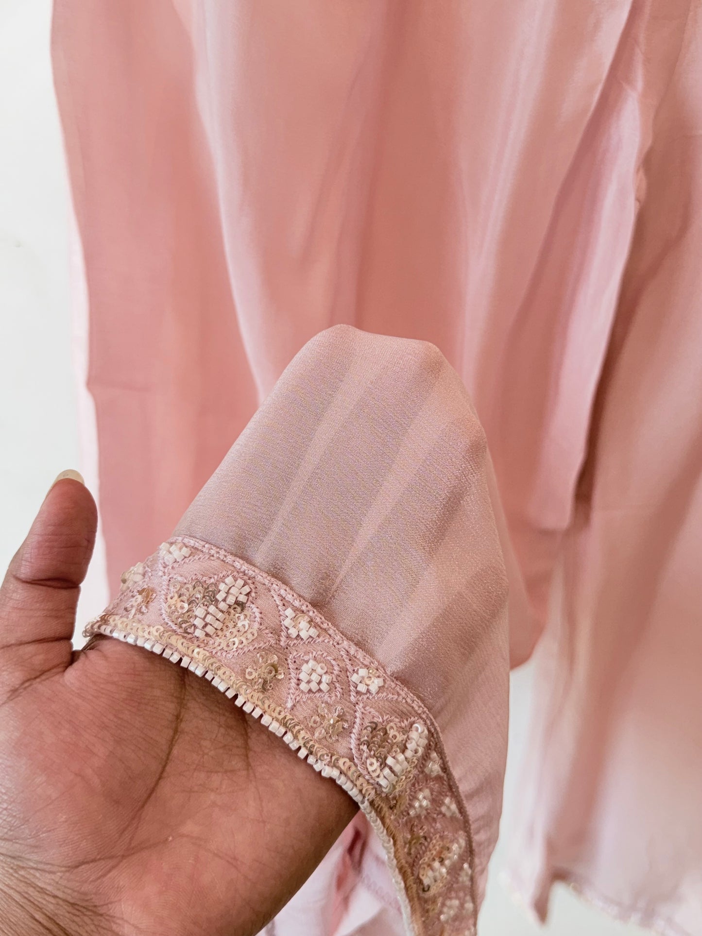 PARO SHIMMER HANDWORK SUIT 7 Q