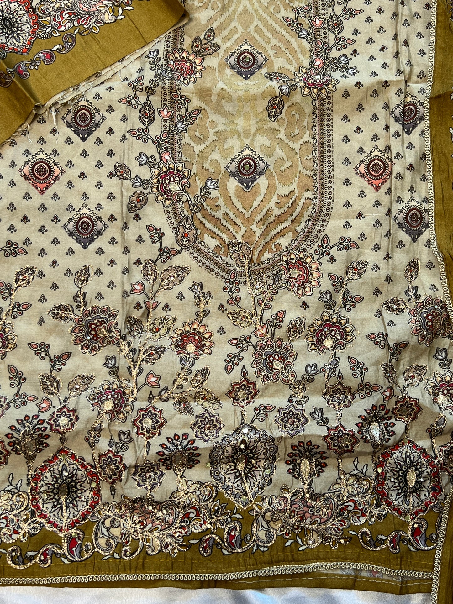SAIRA MUSLIN HAND WORK EMBROIDERY SUIT 2 Q