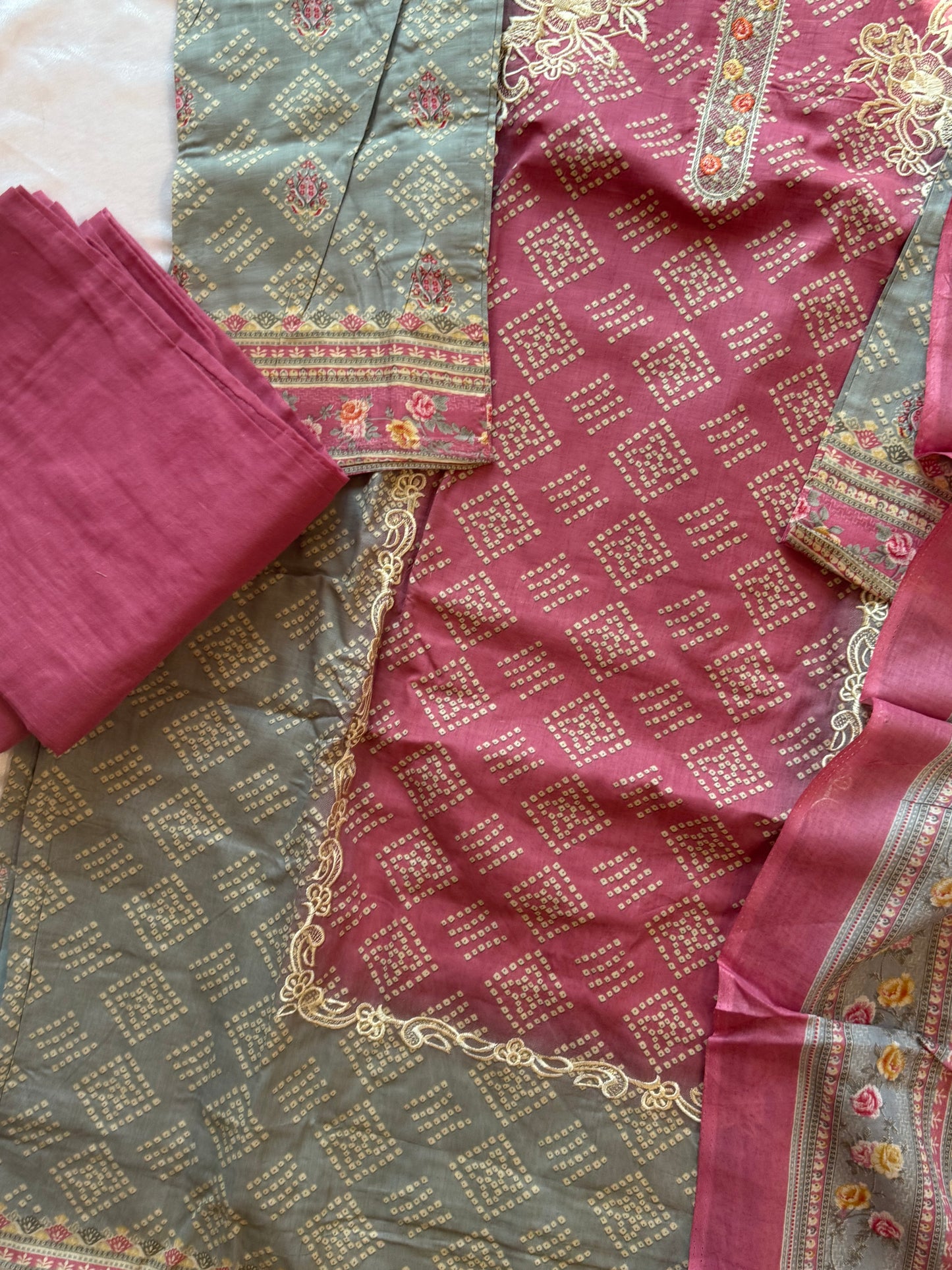 SAAJ COTTON READYMADE SUIT 3 Q