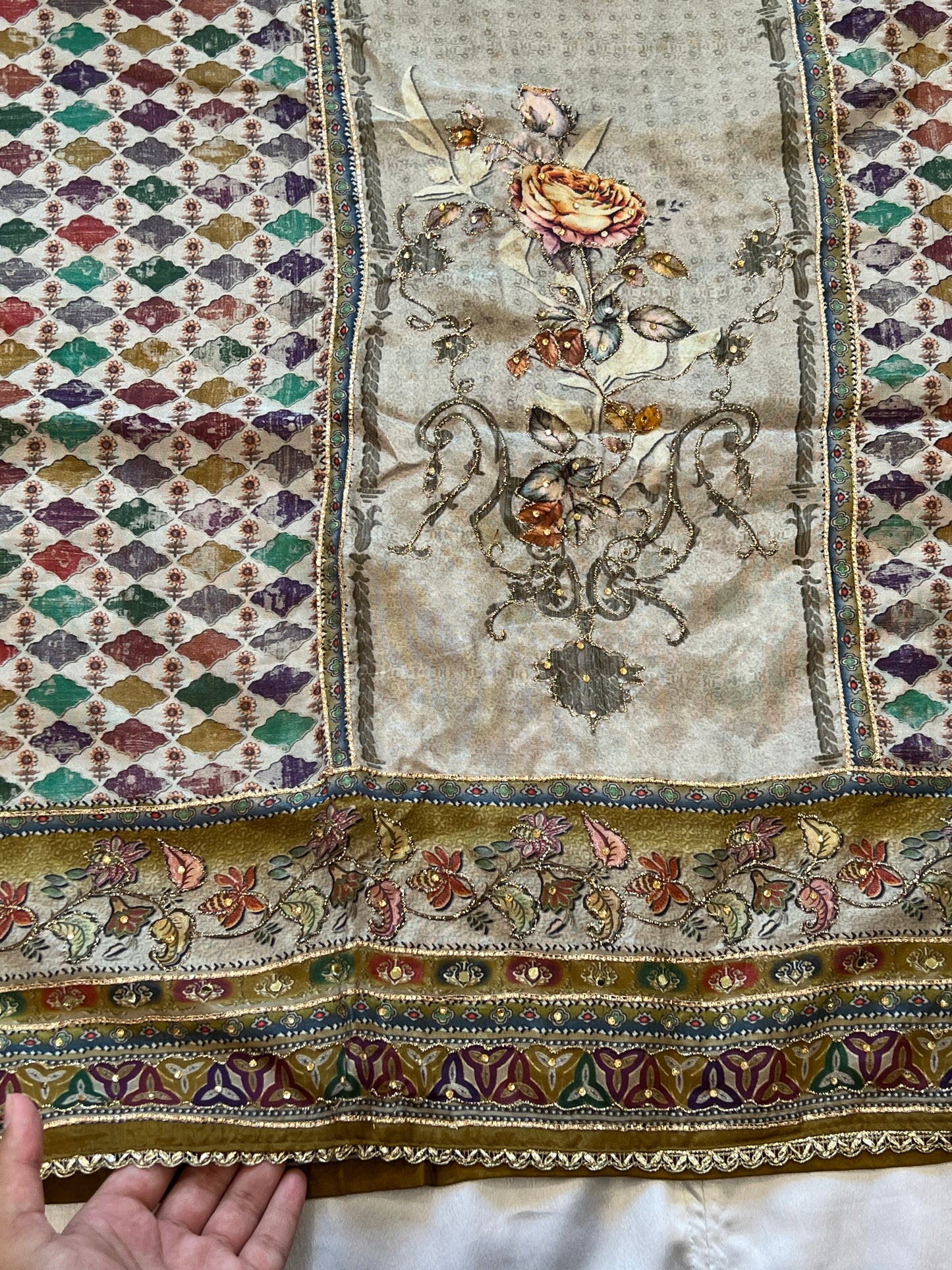 HANSA MUSLIN EMBROIDERY SUIT