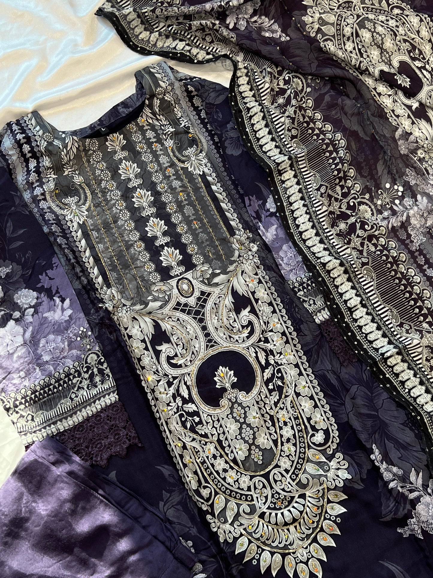 SF MUSLIN READYMADE SUIT