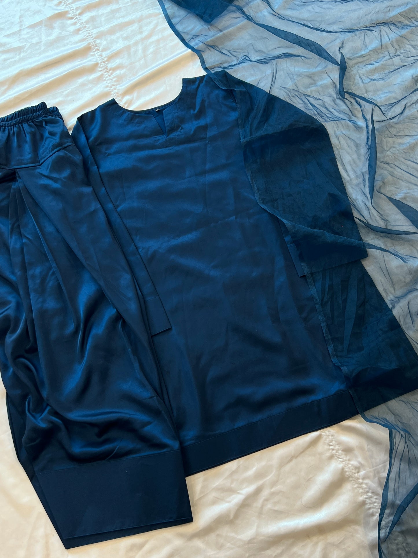 MEHRUNISSA FARSHI SHALWAR SUIT