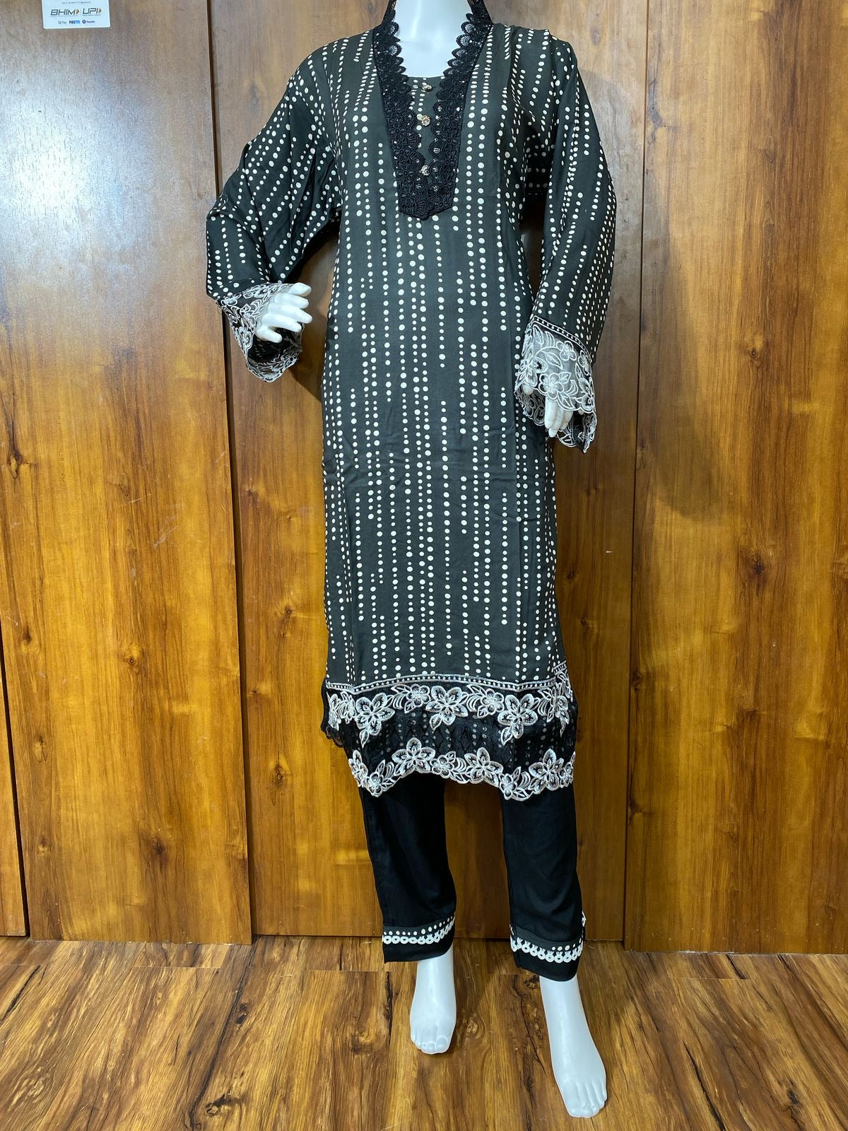 MAHAM LAWN READYMADE SUIT 4