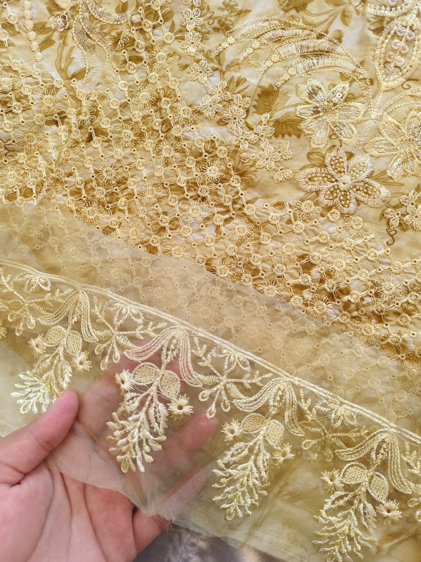 OMBRE CHIKANKARI PATCH SUIT 6