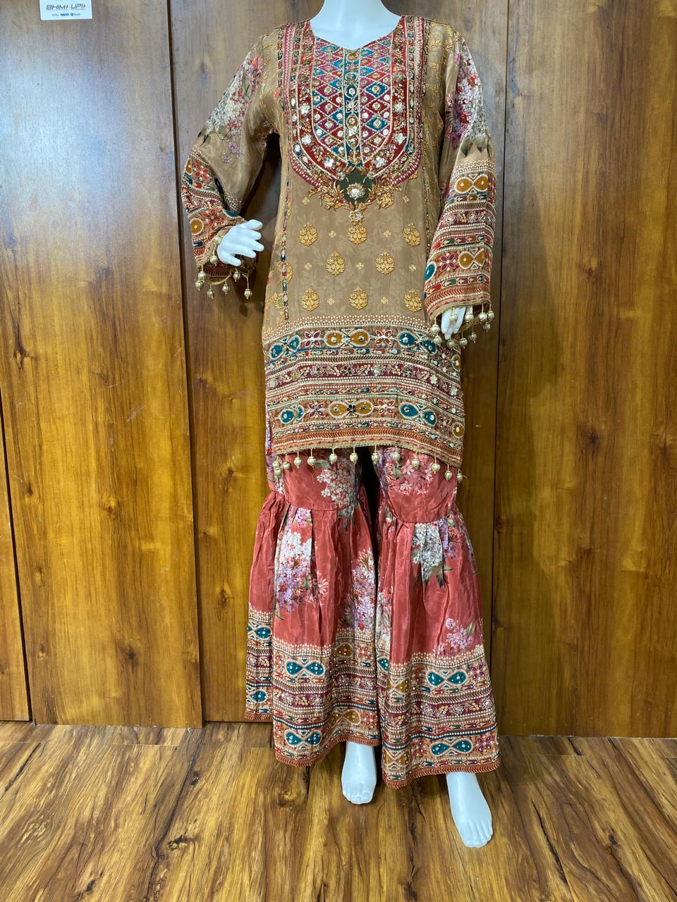 RAHI PURE CREPE GARARA SUIT 9142