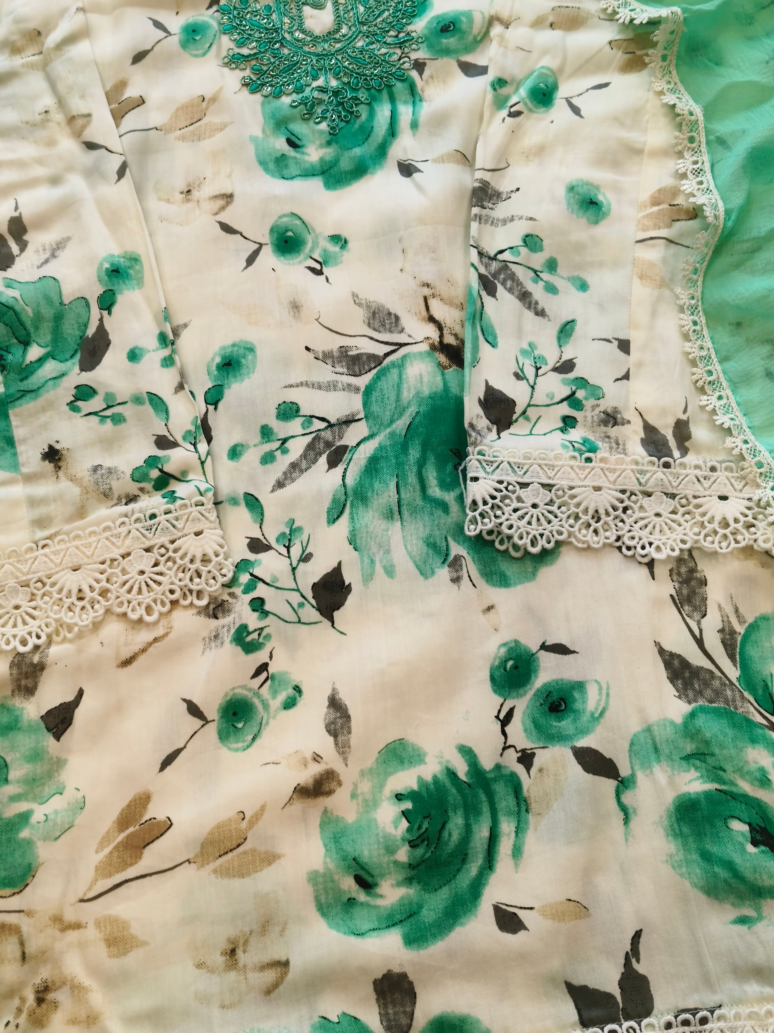 ROSE FARSHI SHALWAR SUIT 4