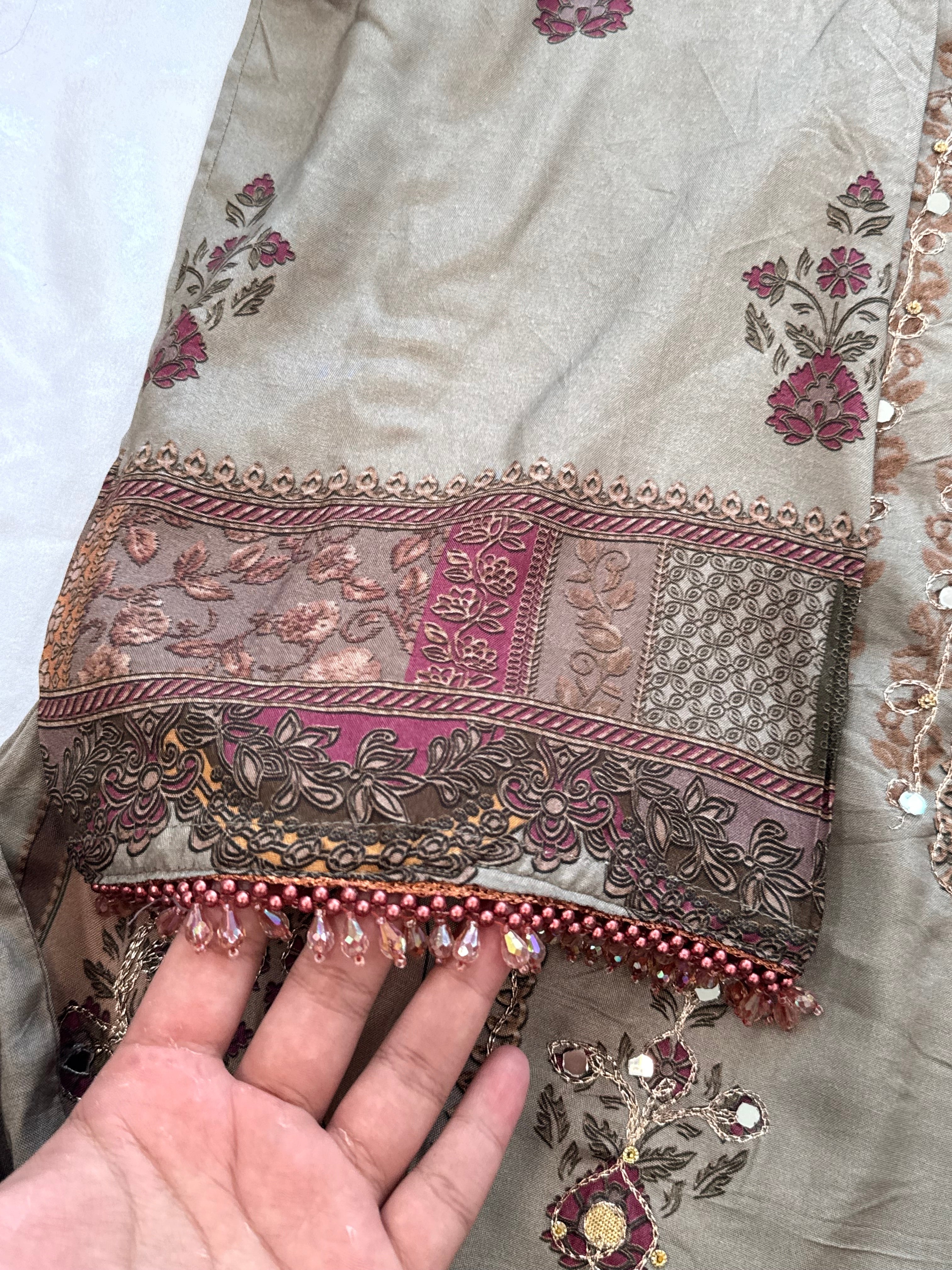 RAHI MUSLIN READYMADE SUIT 4
