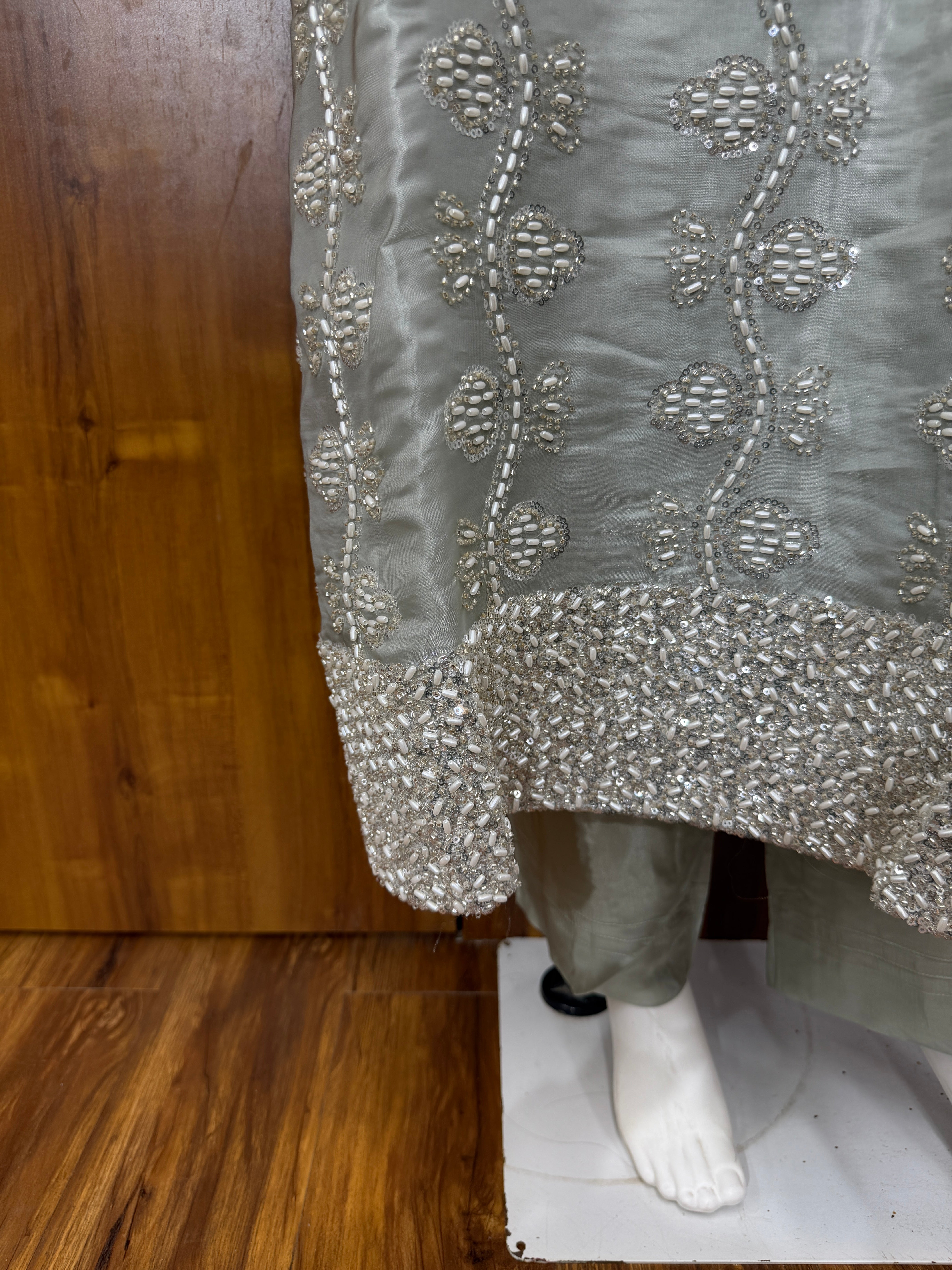 HANDWORK LONG KAFTAN SUIT 4 Q