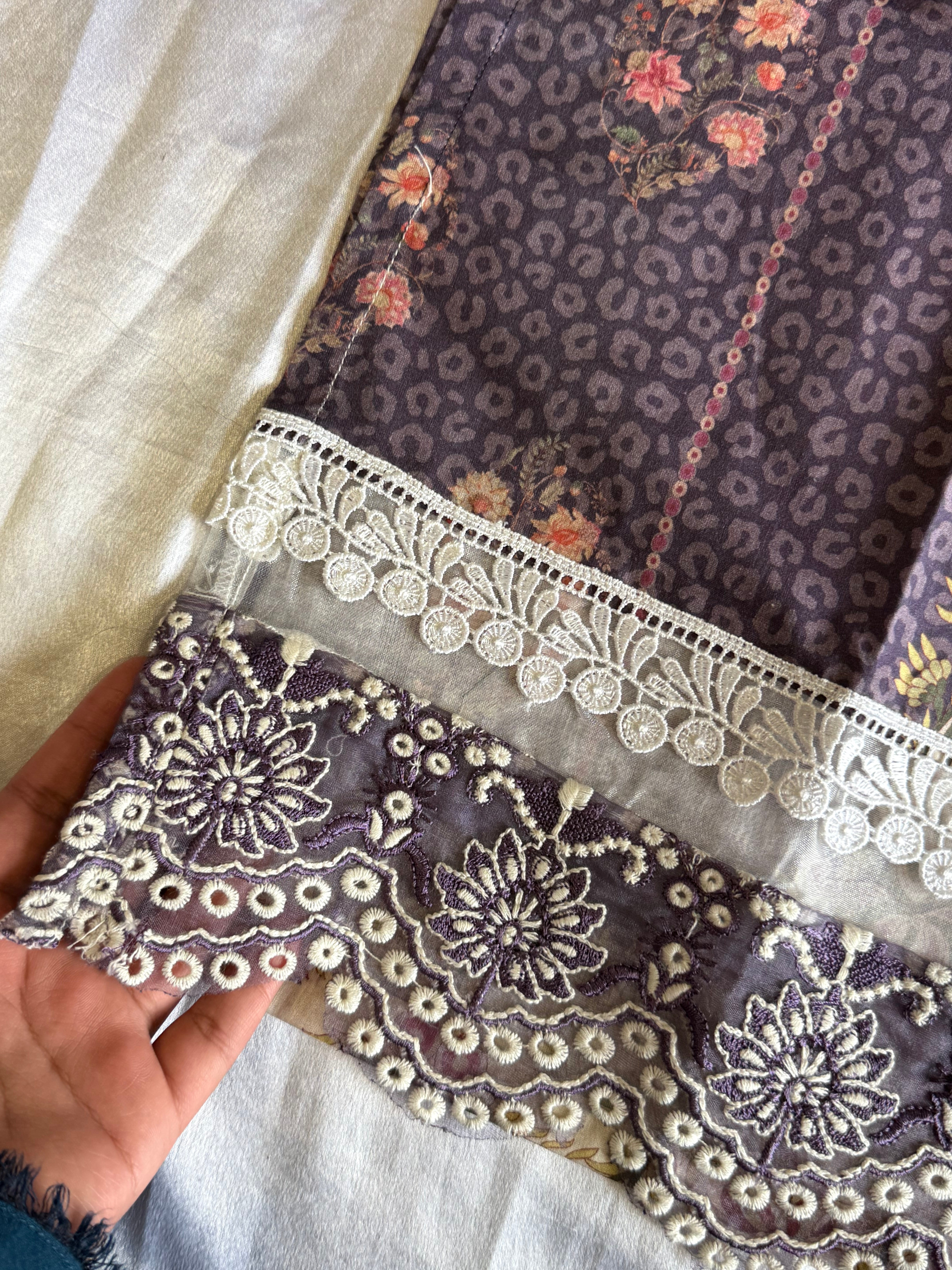 KHYBER LAWN READYMADE EMBROIDERED SUIT 4
