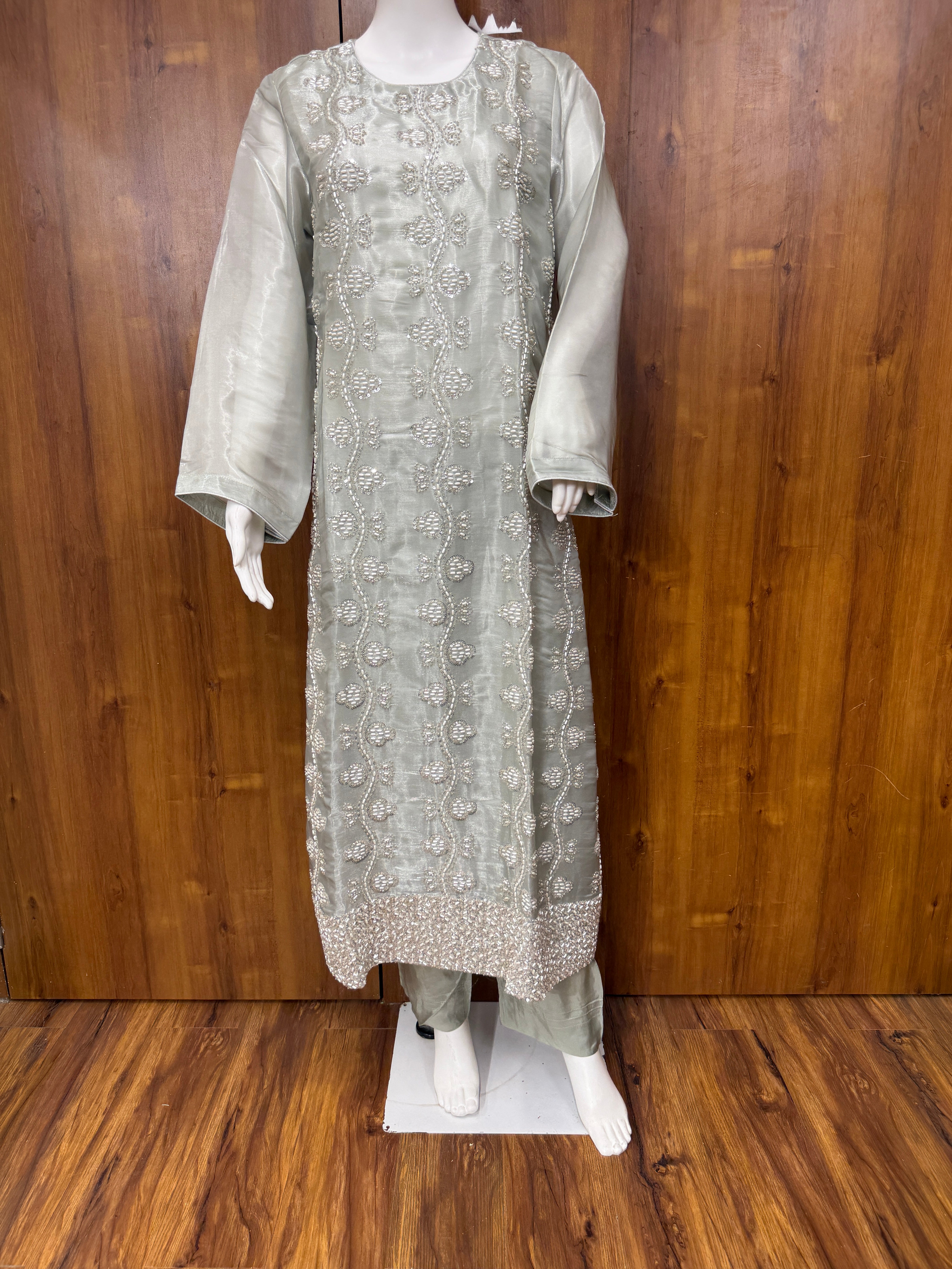 HANDWORK LONG KAFTAN SUIT 4 Q