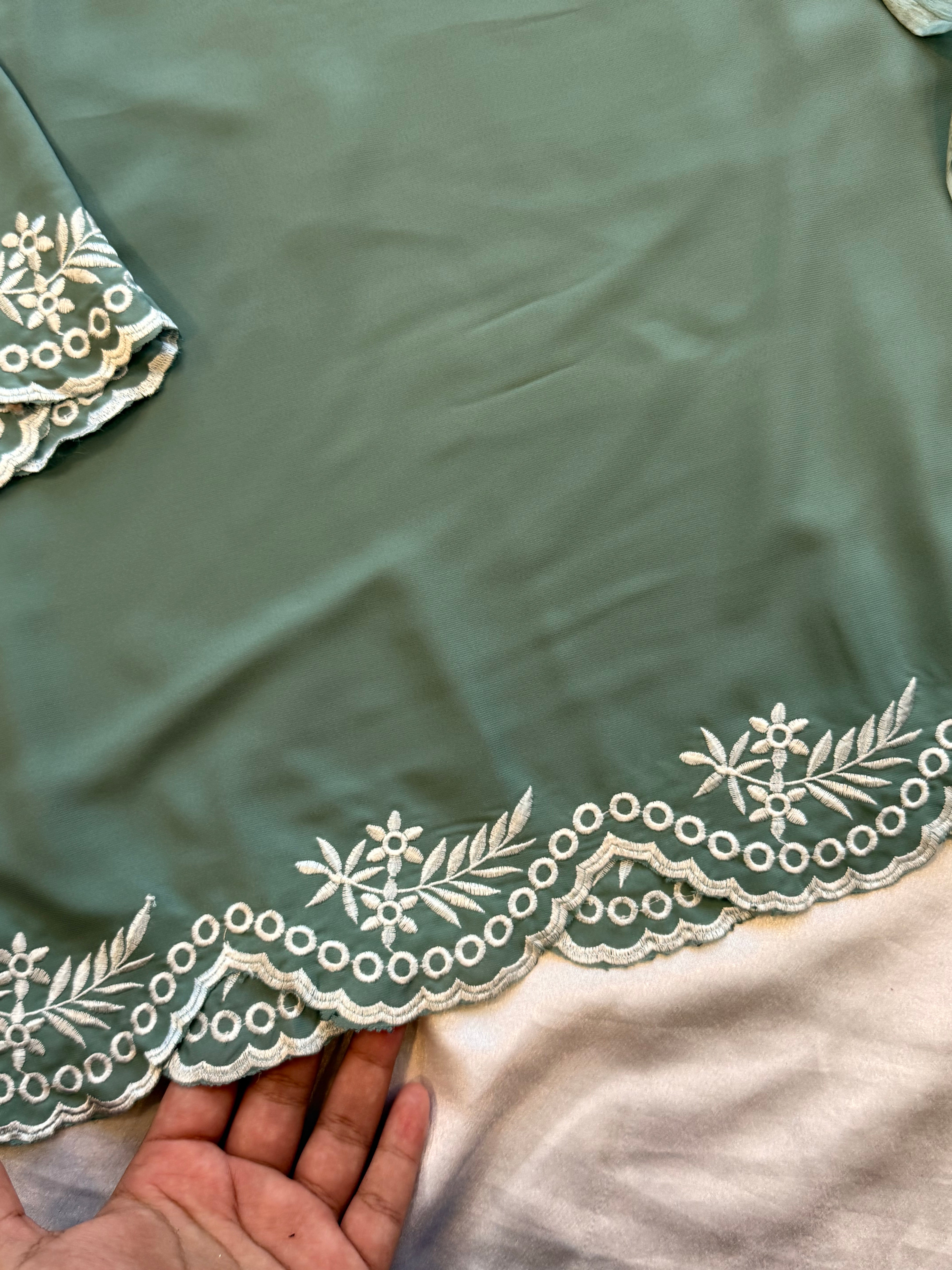 LONG KAFTAN EMBROIDERY SUIT 4