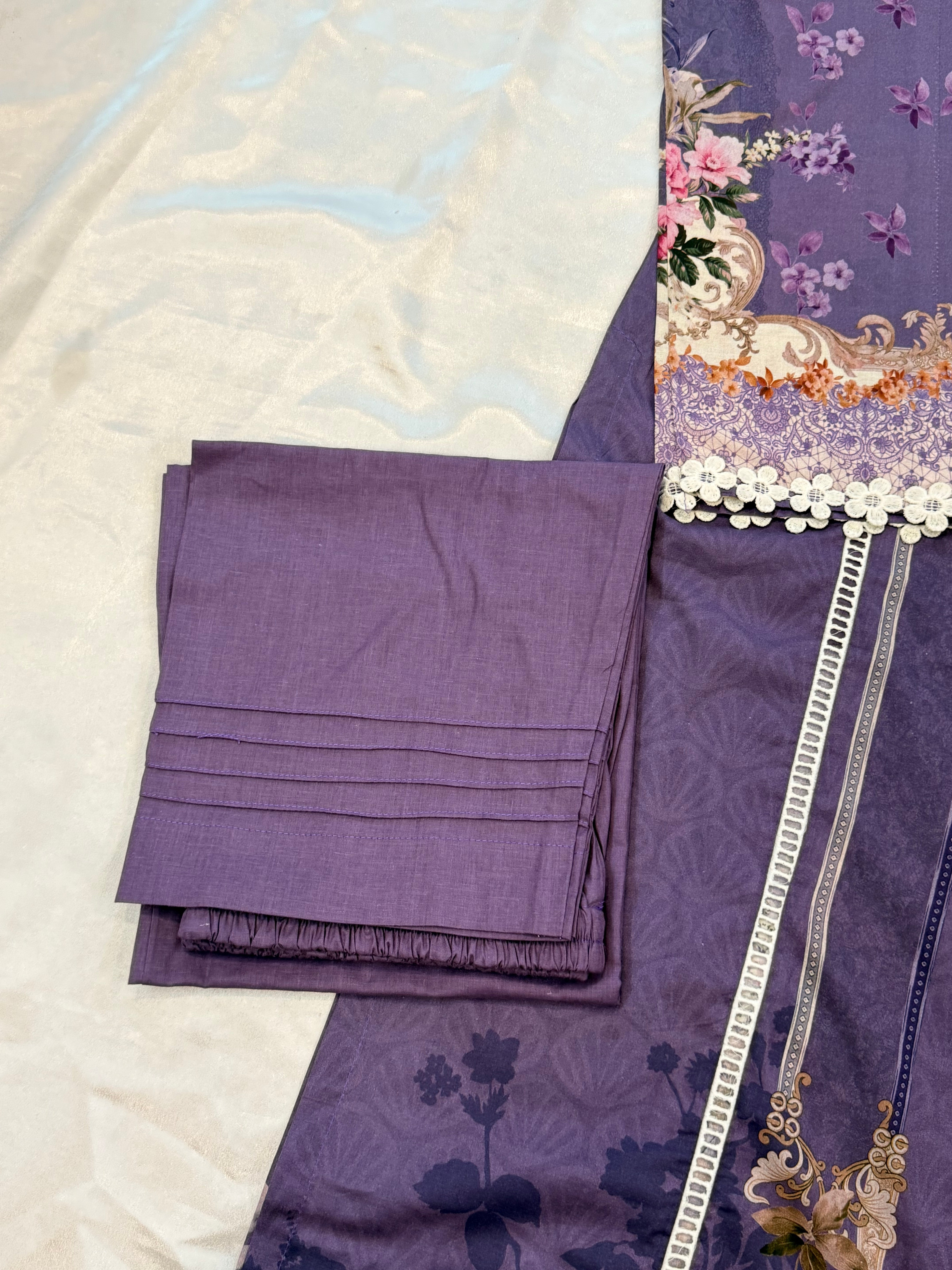 BINSAEED LAWN EMBROIDERY READYMADE SUIT 1