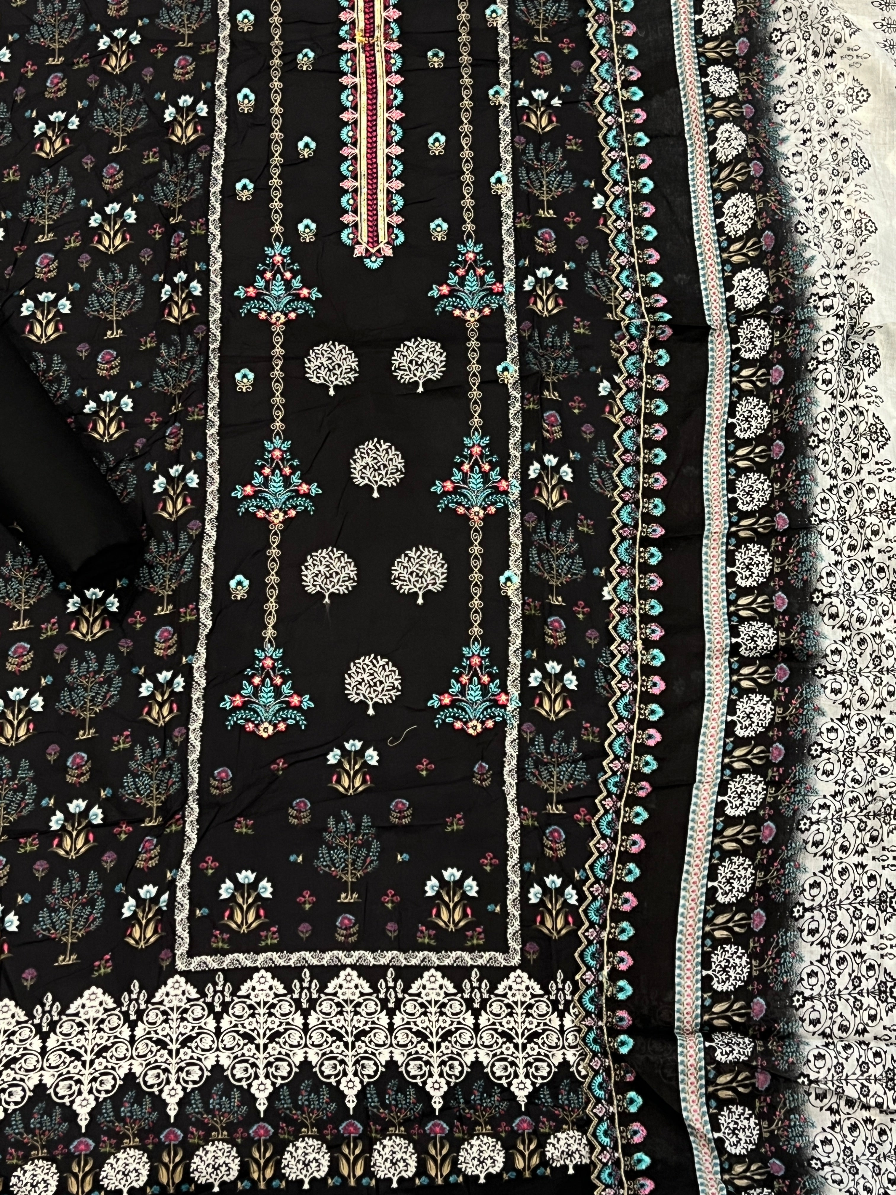 SABA BINSAEED LAWN EMBROIDERY SUIT 2