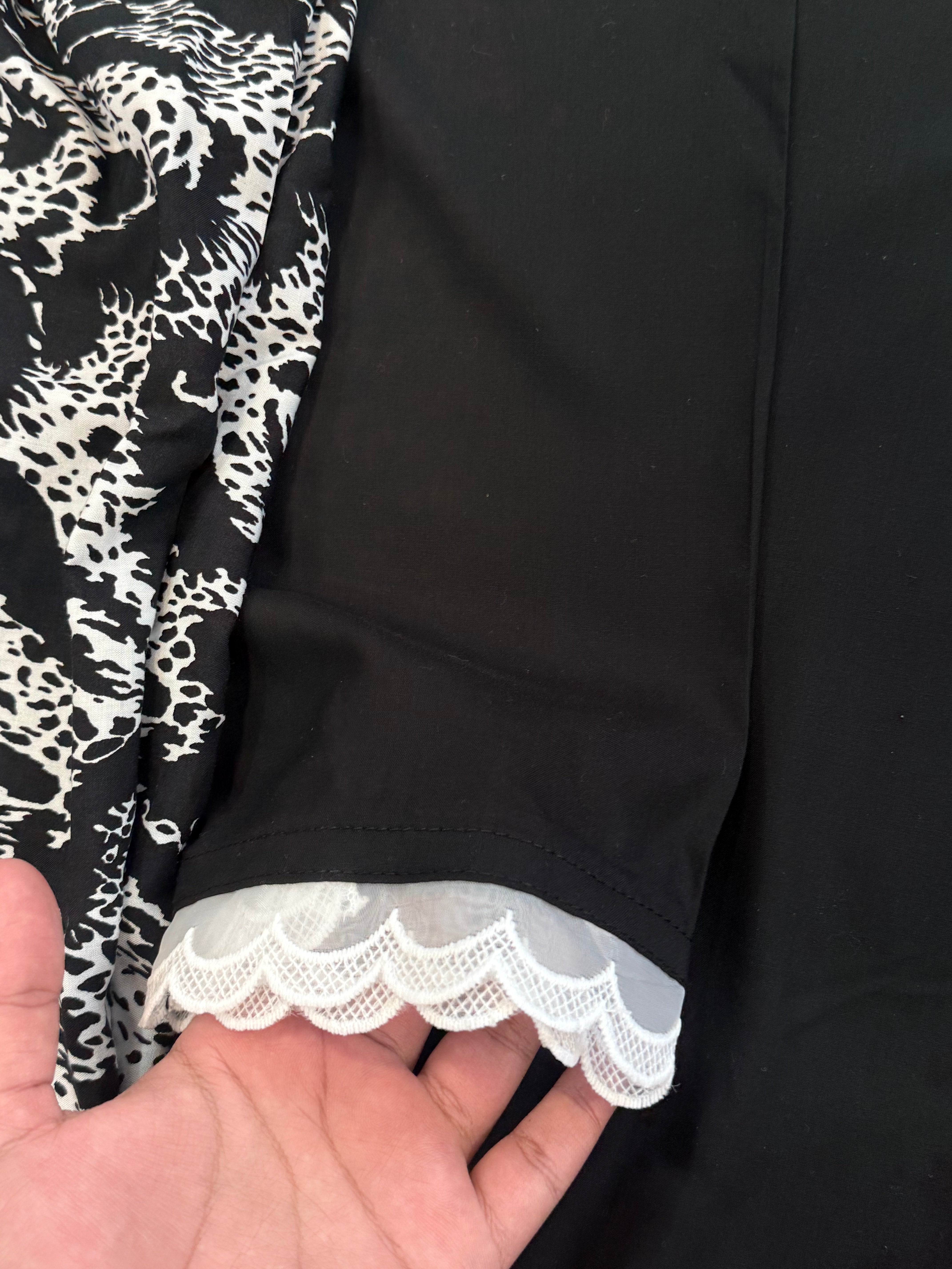 FARSHI READYMADE SUIT Q