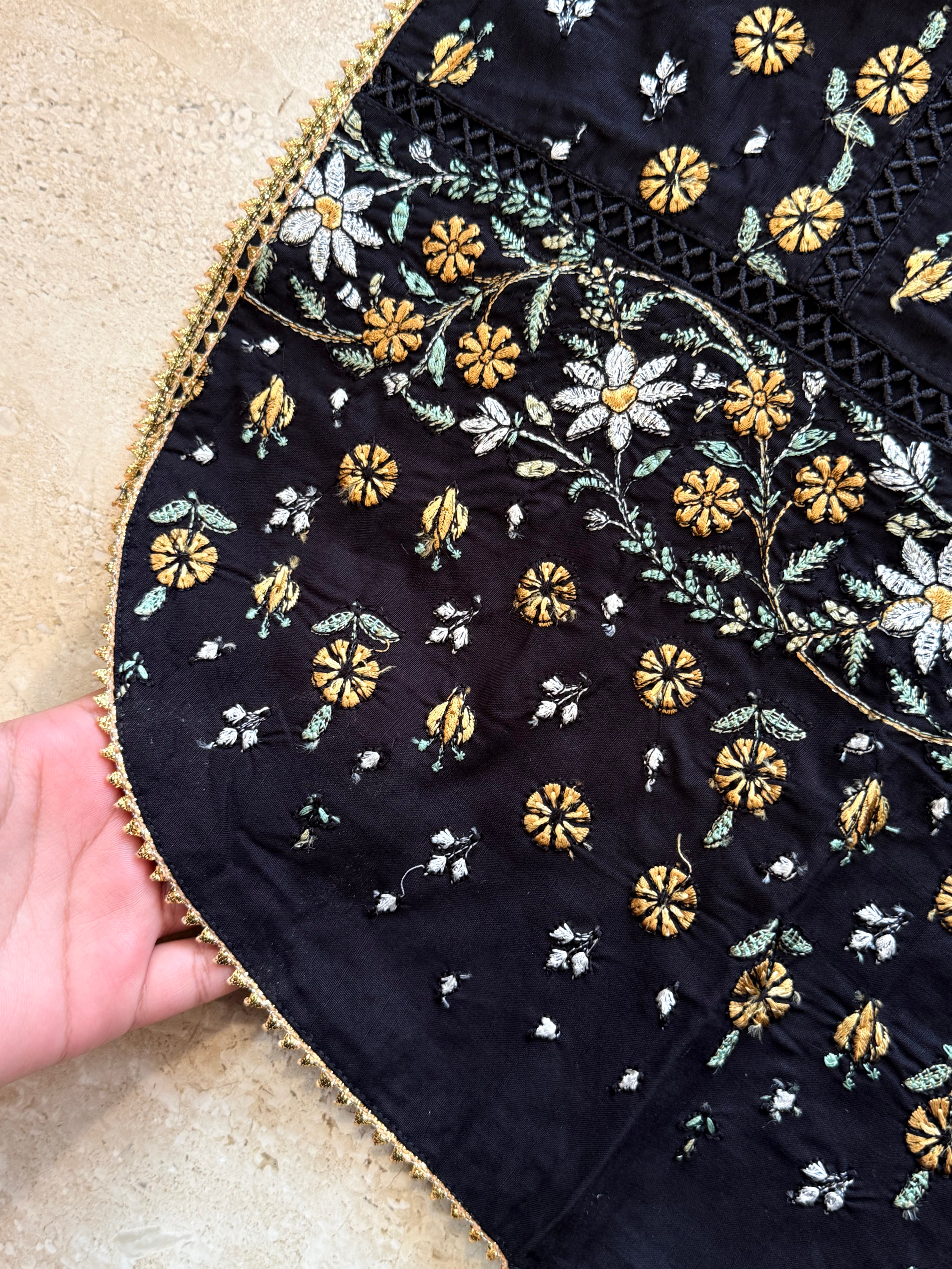 JUGNU LAWN EMBROIDERY SUIT
