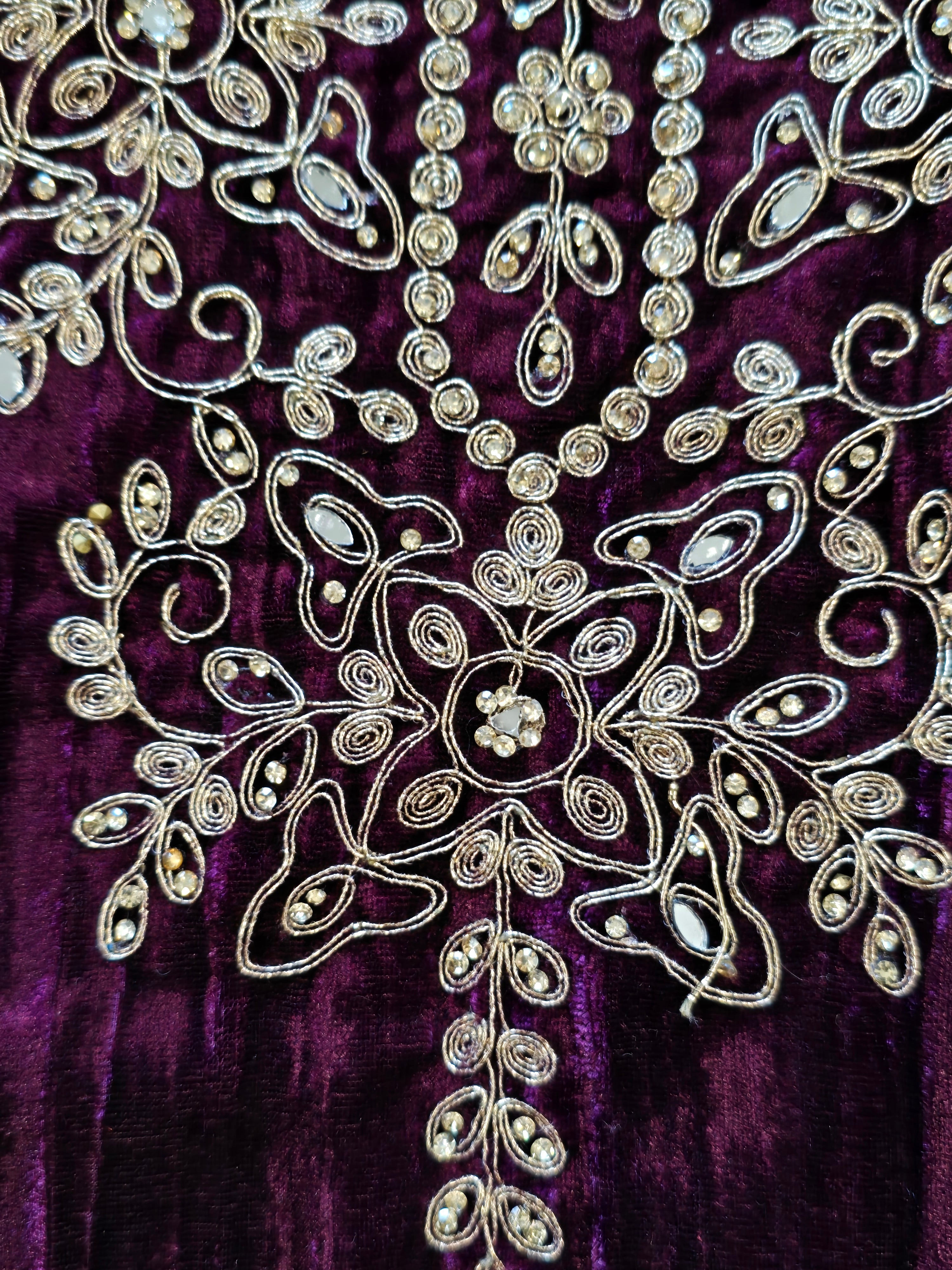 MEHRUN CRUSH VELVET EMBROIDERY SUIT 3 Q