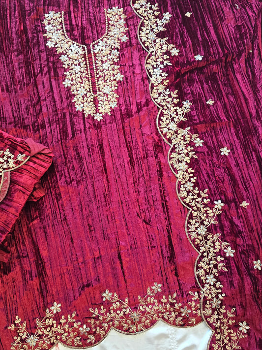 MEHRUN CRUSH VELVET EMBROIDERY SUIT 4