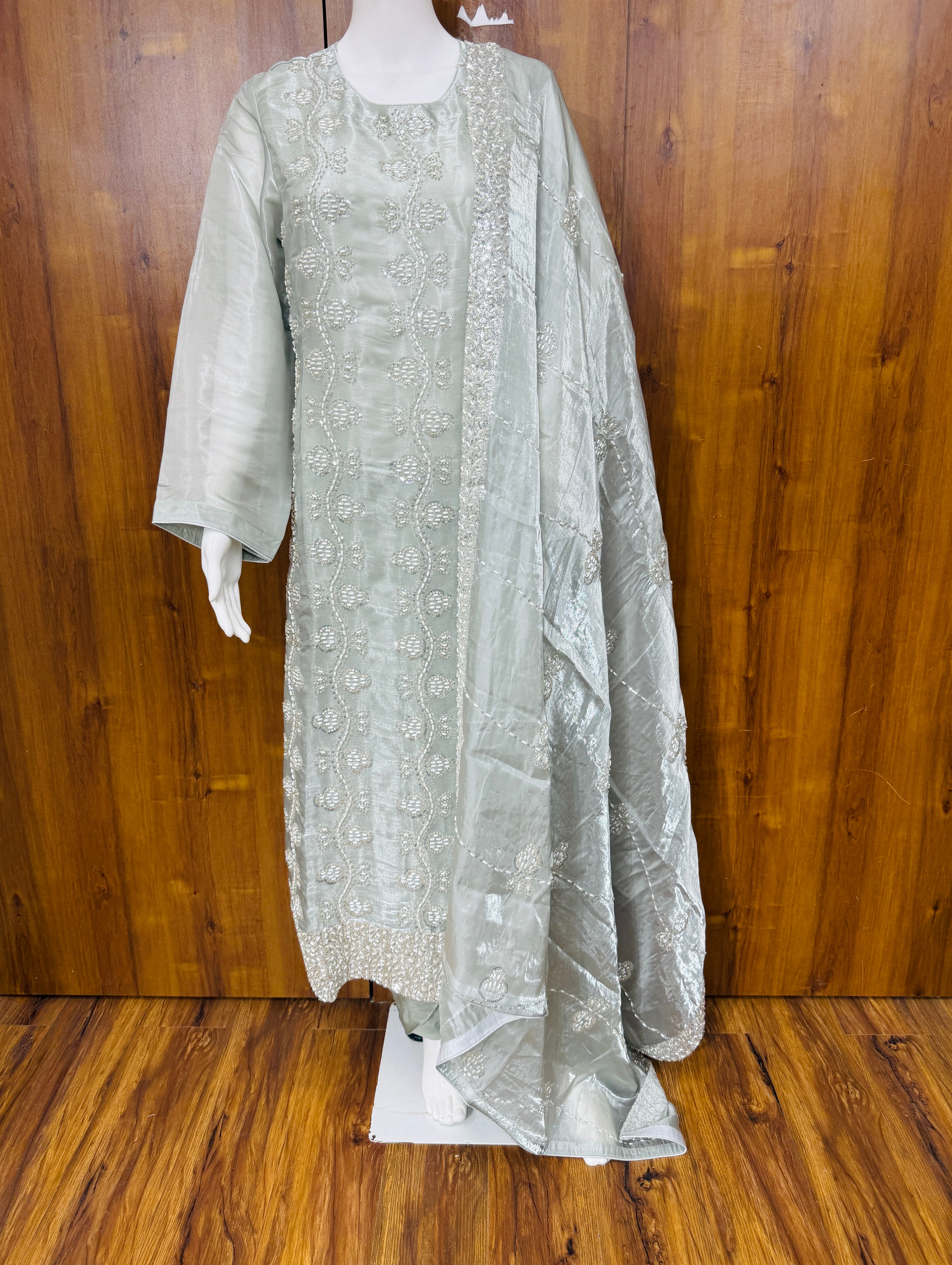 HANDWORK LONG KAFTAN SUIT 4 Q