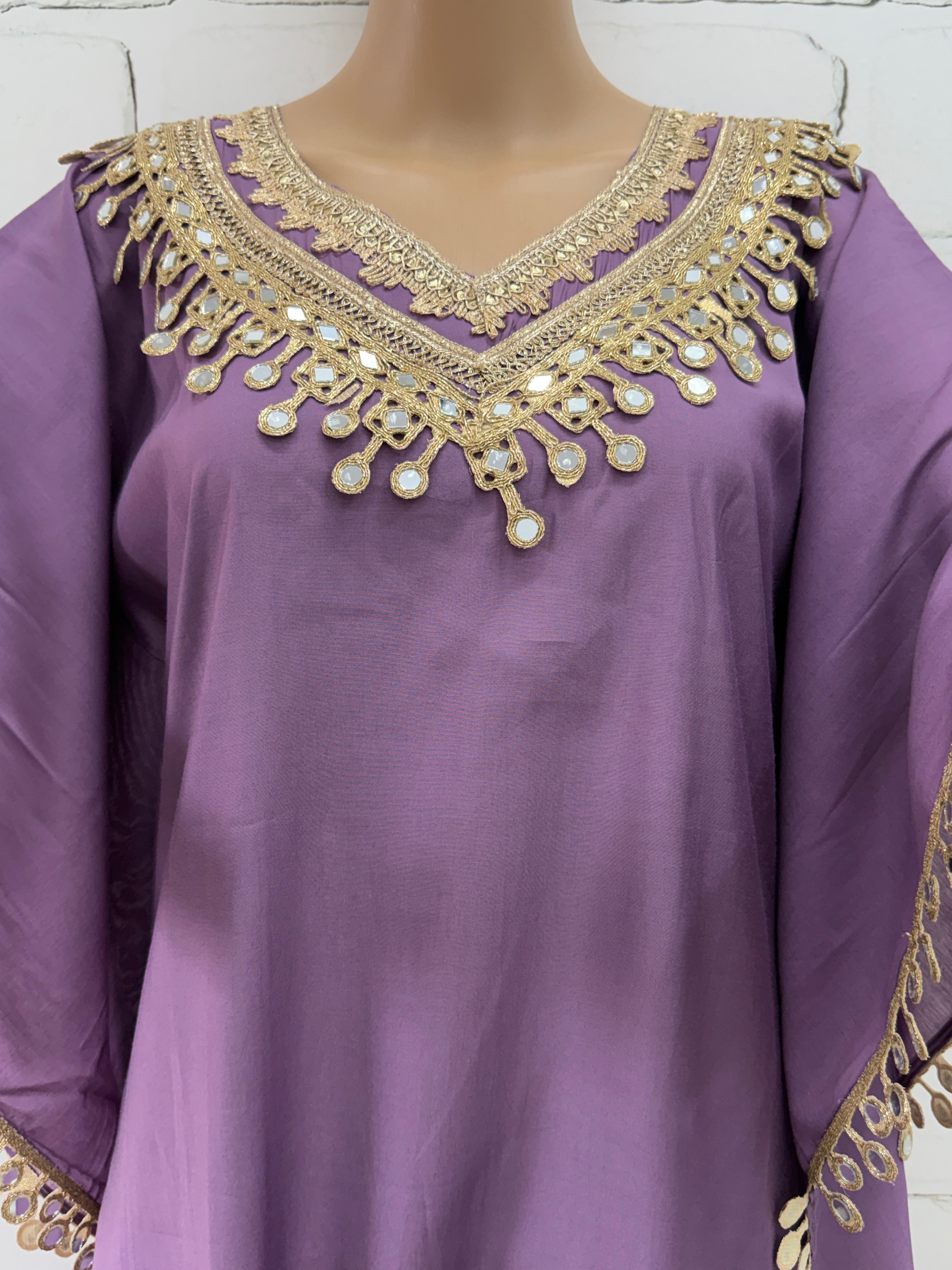 MIRROR LACE KAFTAN SUIT 1