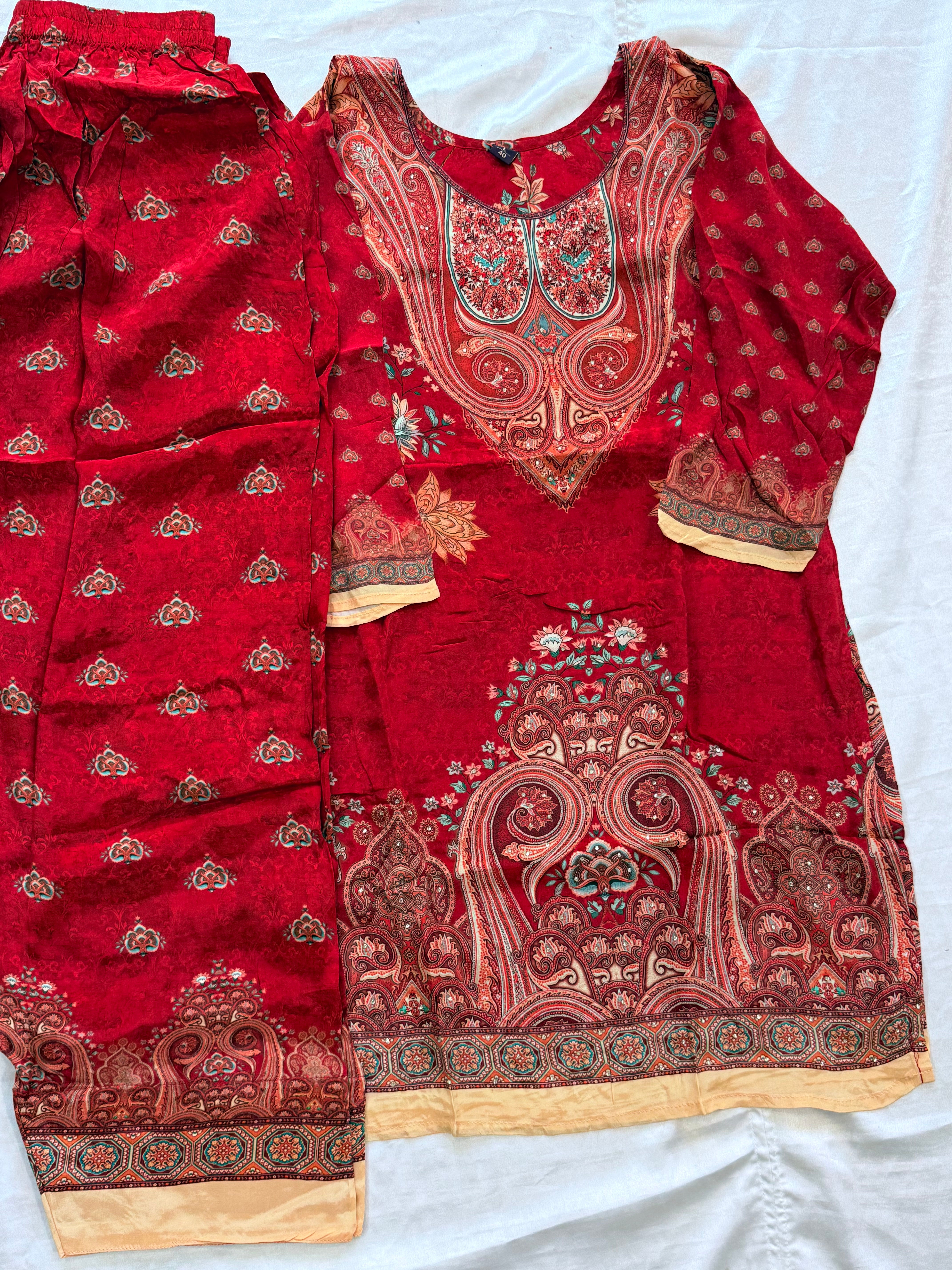 RED CREPE FARSHI SUIT