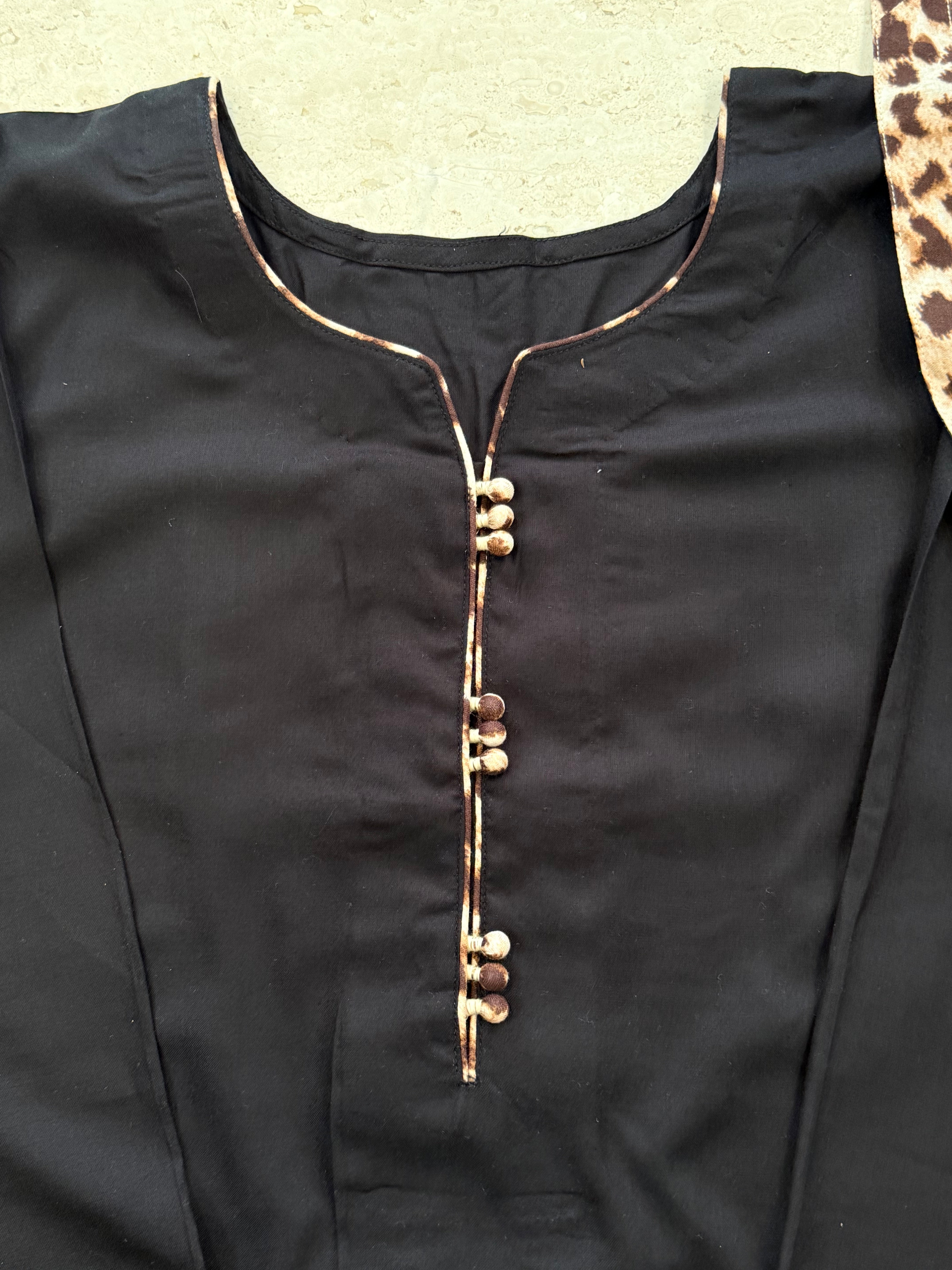 CHEETA FARSHI READYMADE SUIT 2