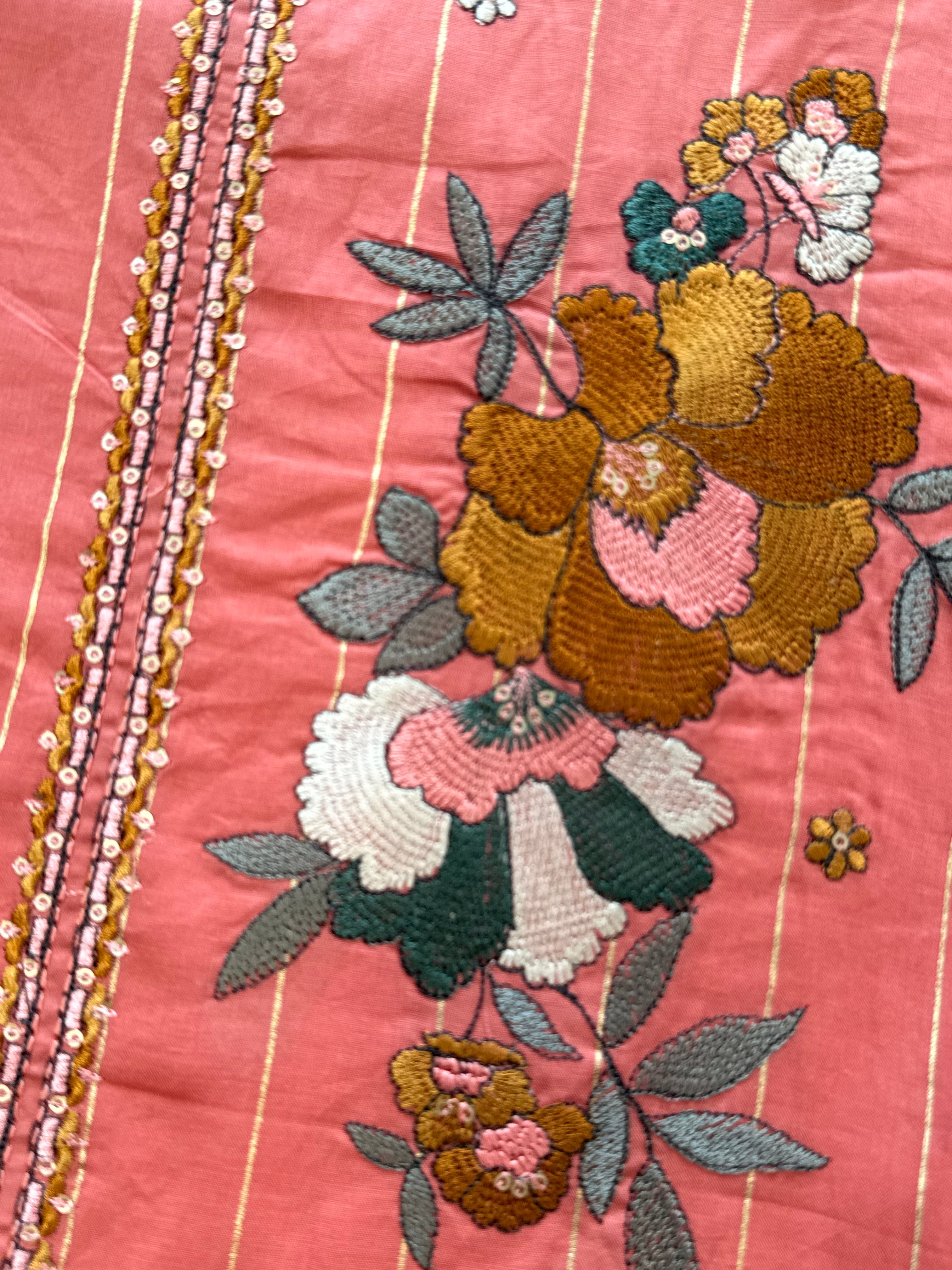 MUMTAZ LAWN EMBROIDERY SUIT 2