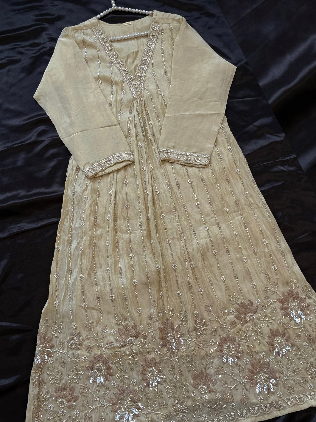 PARO CHINNON HANDWORK FROCK