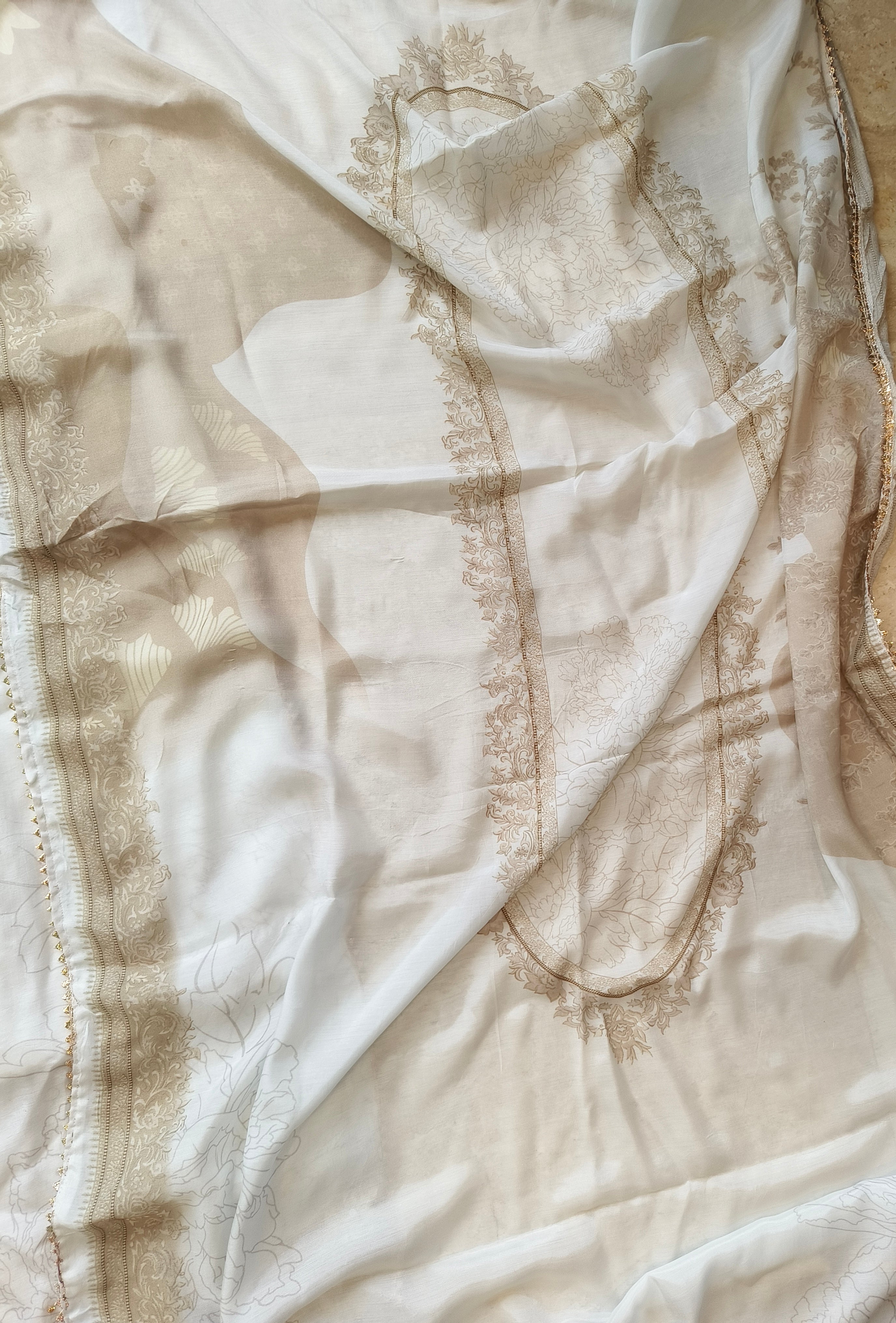 WHITE MUSLIN READYMADE SUIT 2