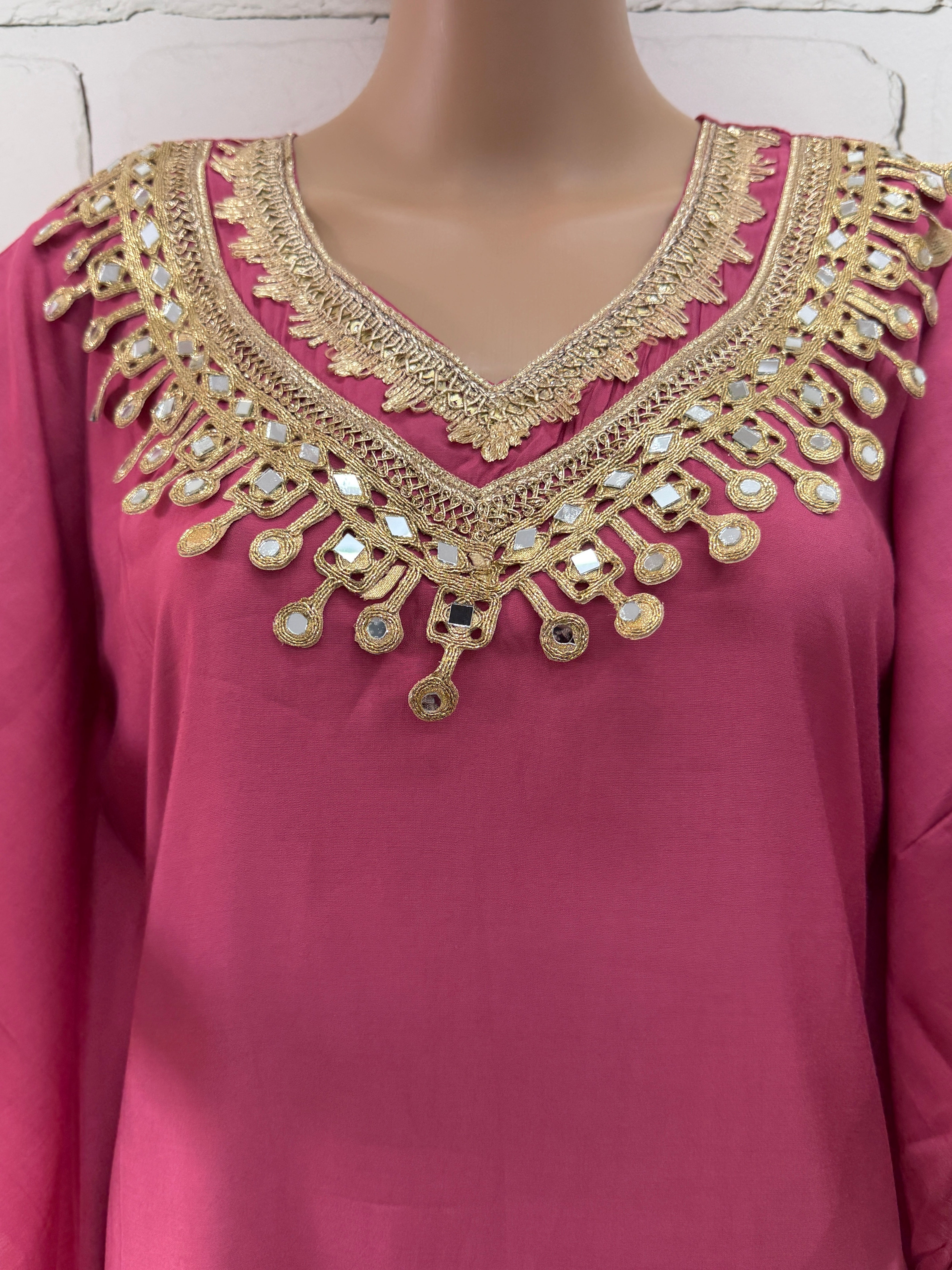 MIRROR LACE KAFTAN SUIT 2