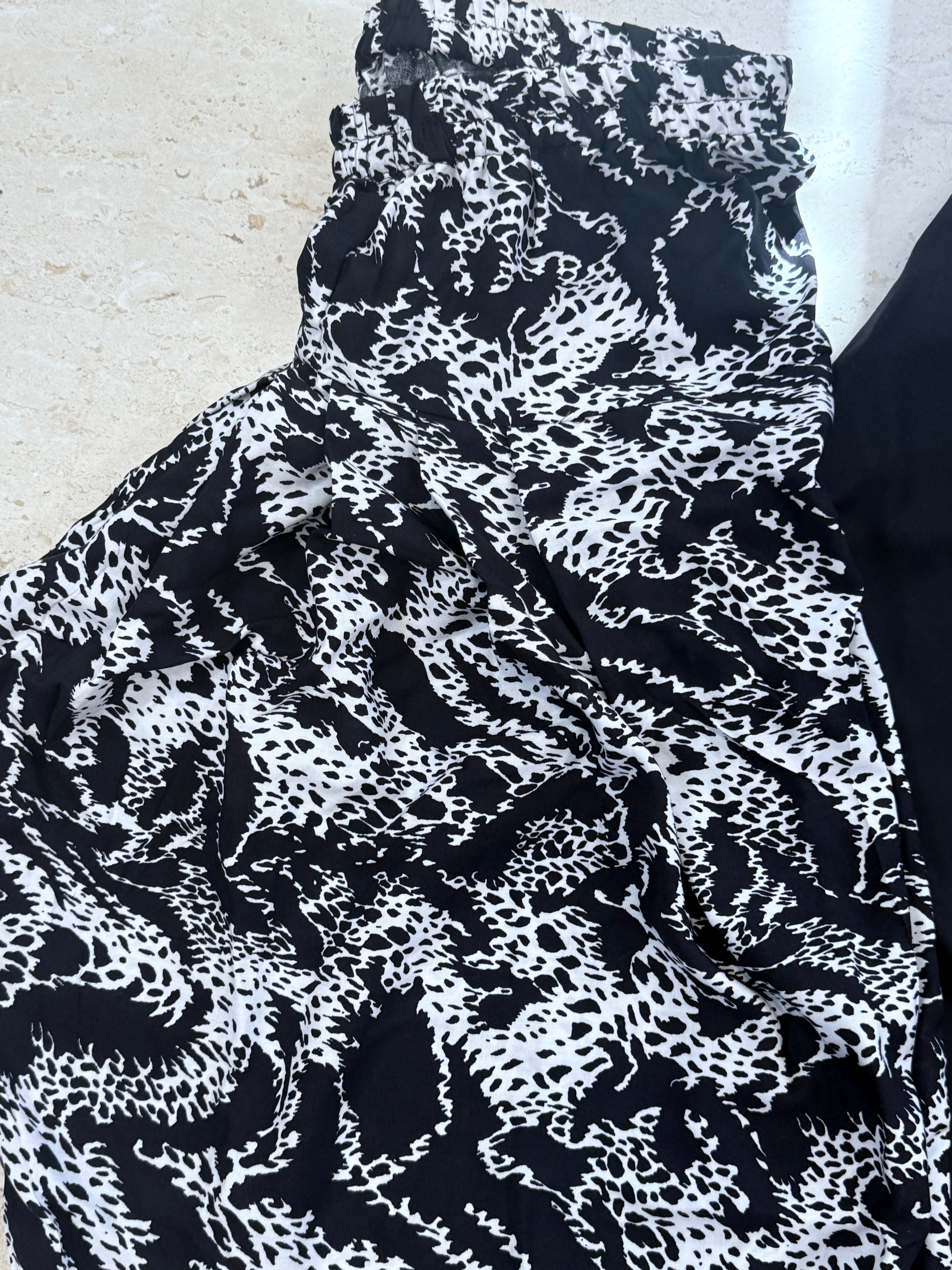 FARSHI READYMADE SUIT Q