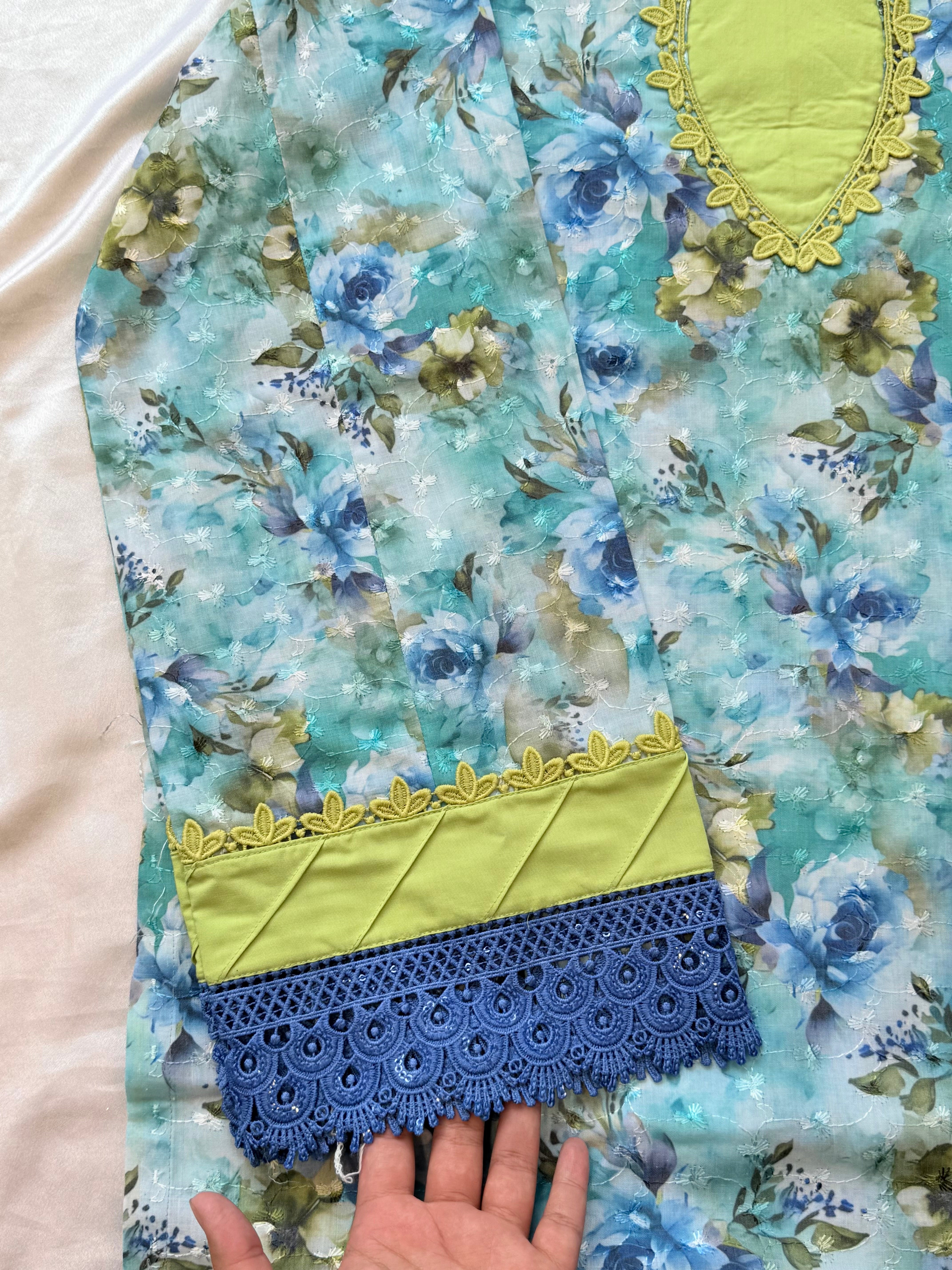 AIZA FARSHI SHALWAR SUIT 2
