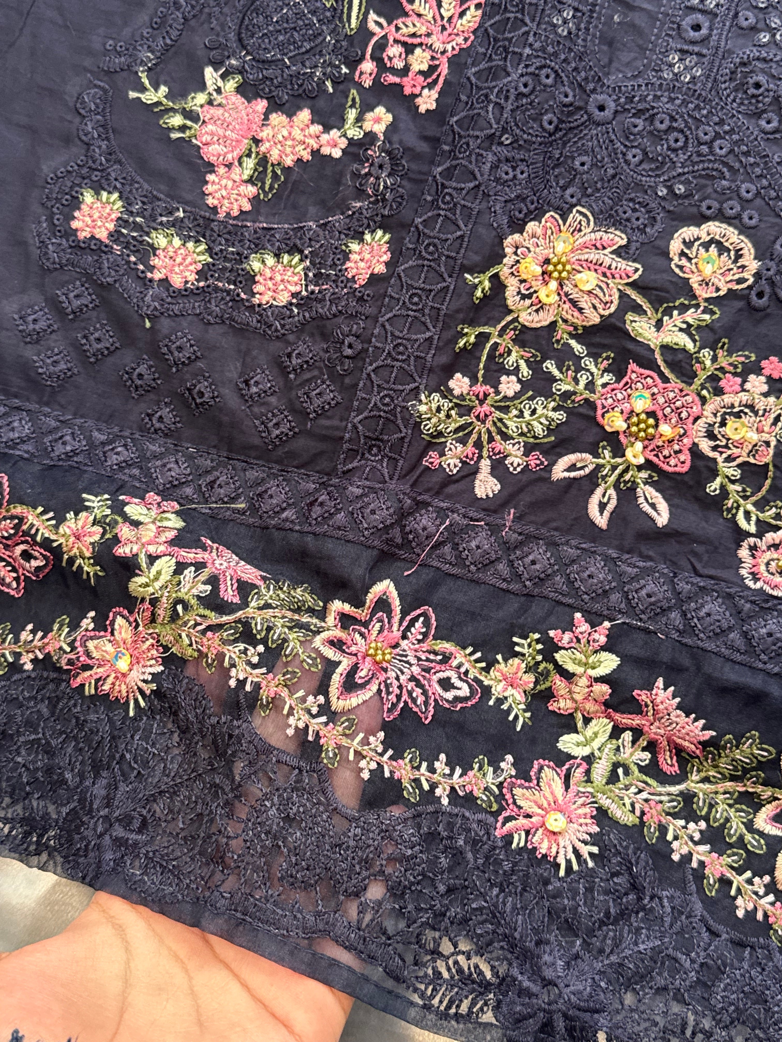 ELAAF COTTON EMBROIDERY SUIT 2
