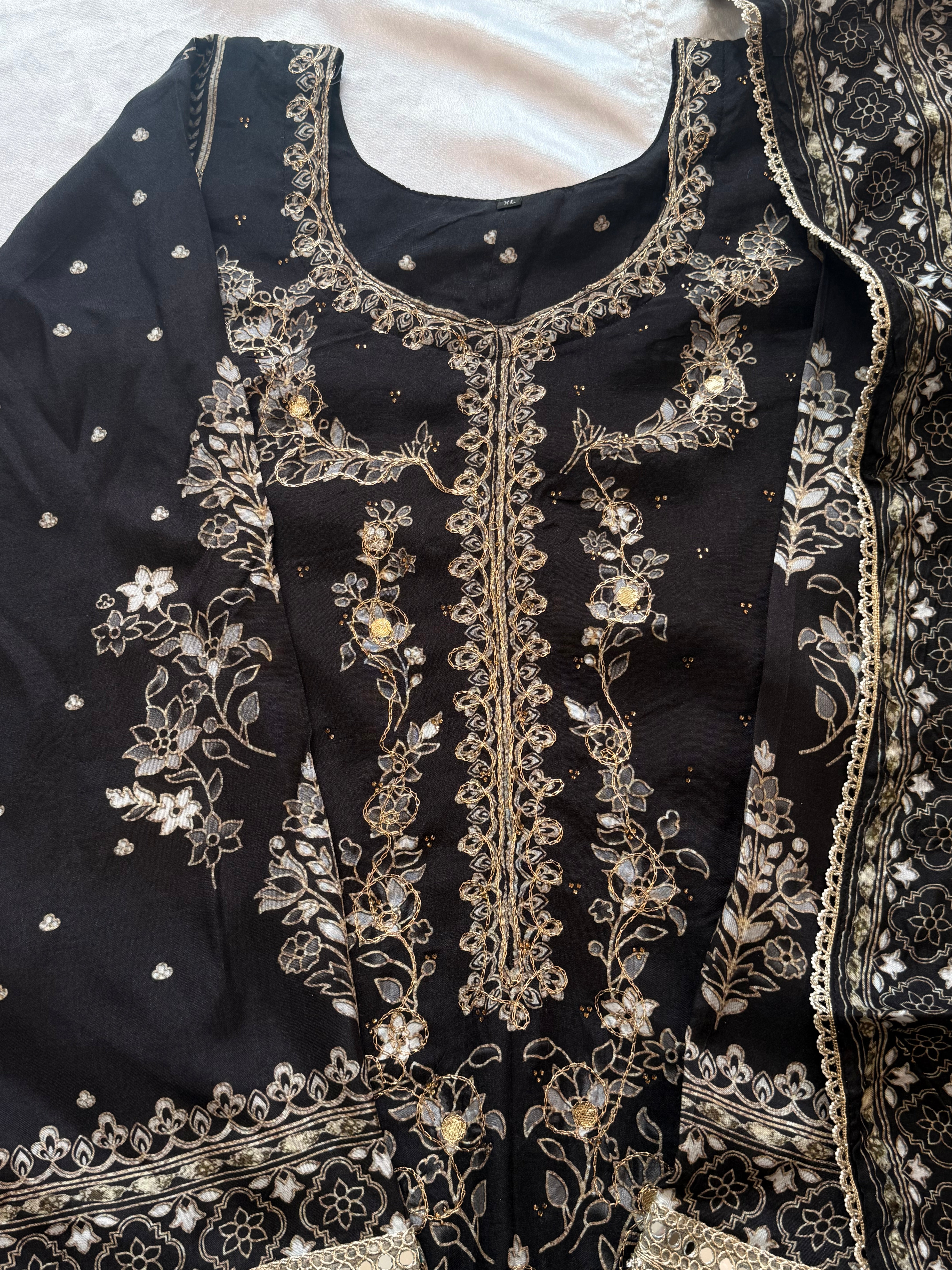 RAHI MUSLIN READYMADE SUIT 11