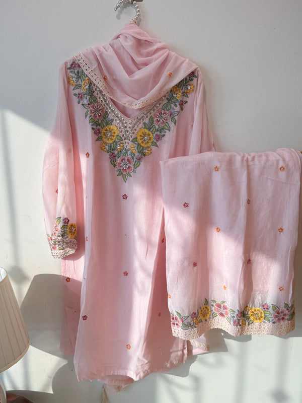 PARO CHINNON HANDWORK FROCK 4 R