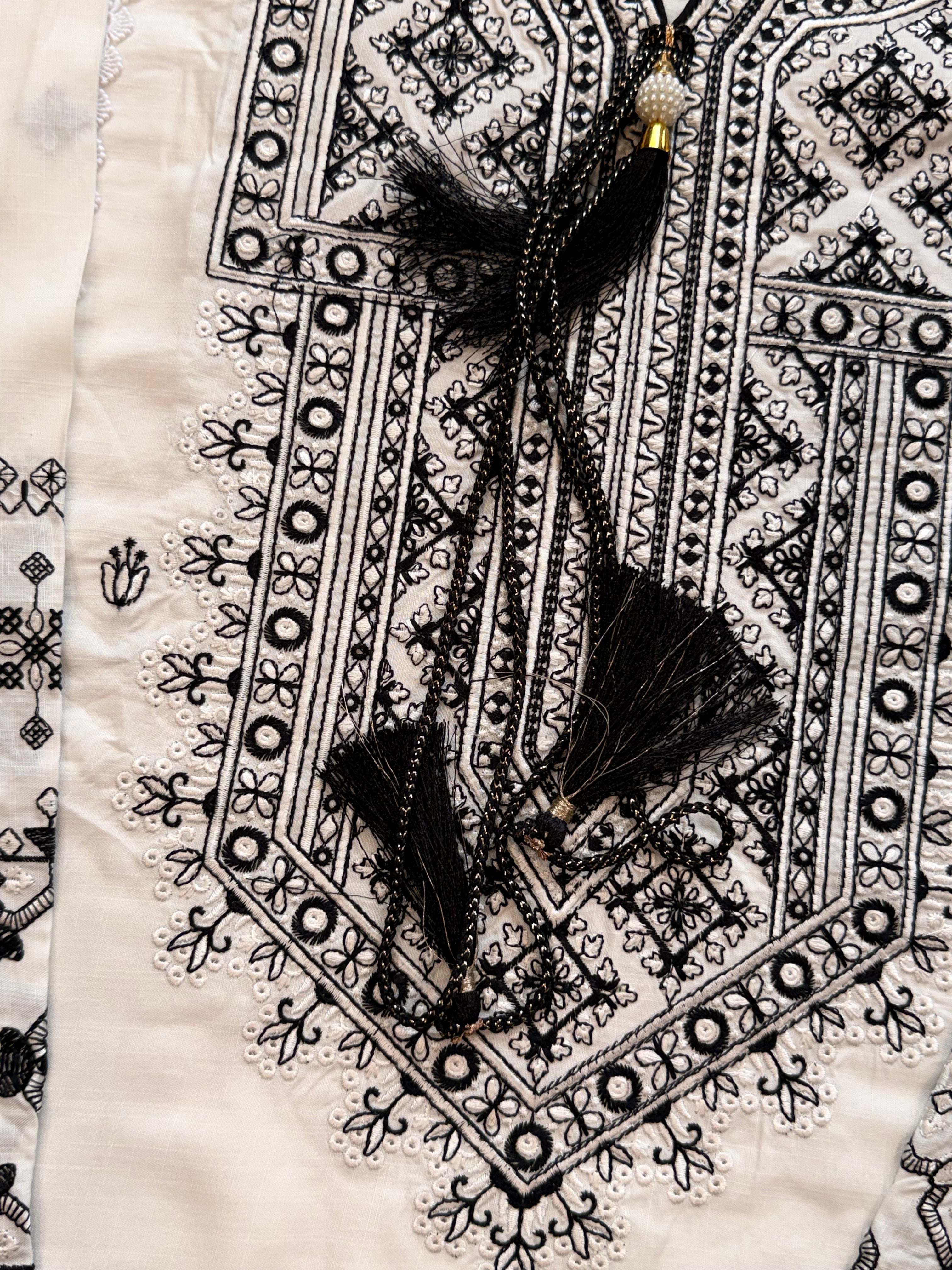 HANIA LAWN EMBROIDERY SUIT