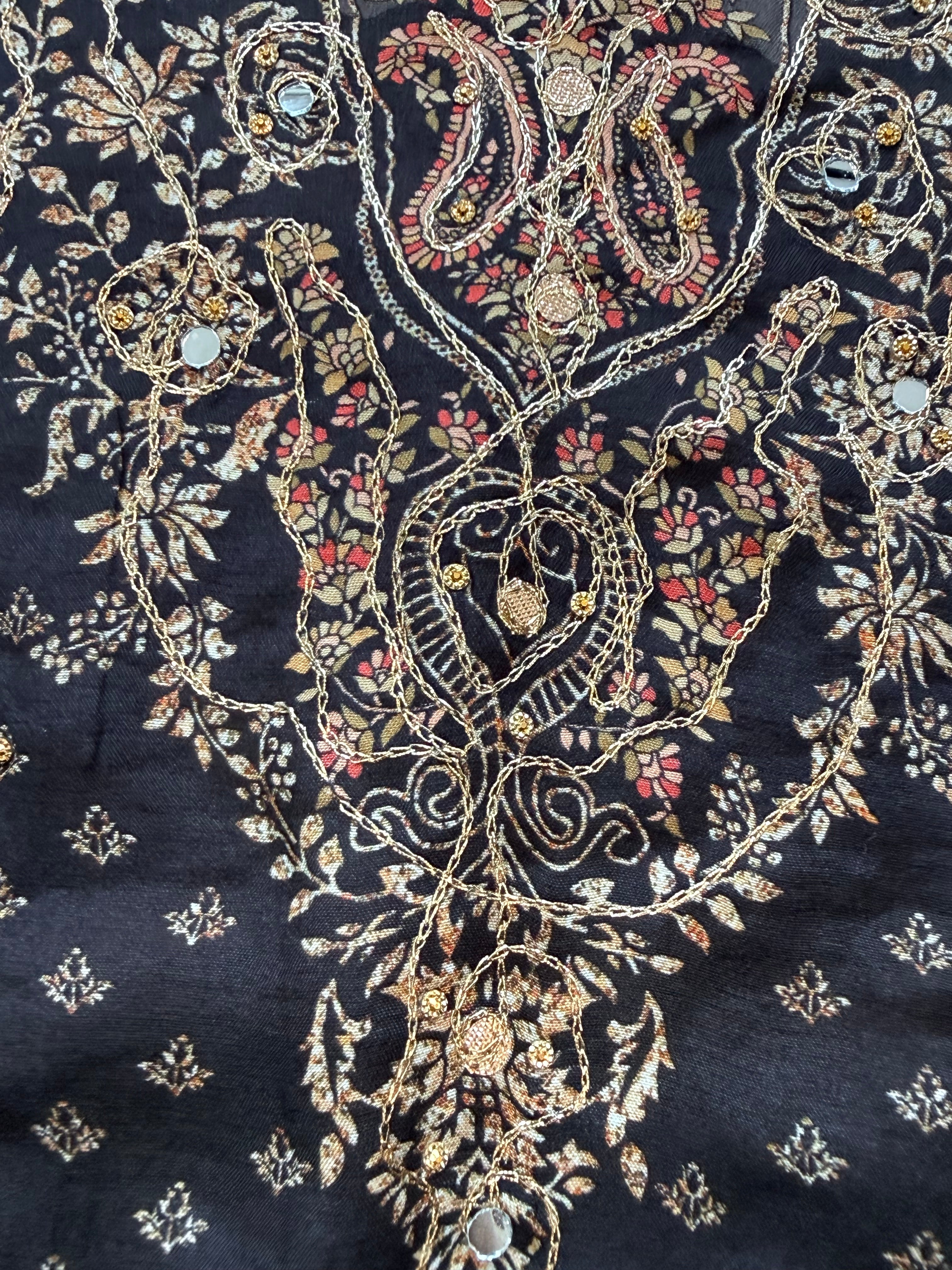 MUSLIN HAND EMBROIDERY SUIT
