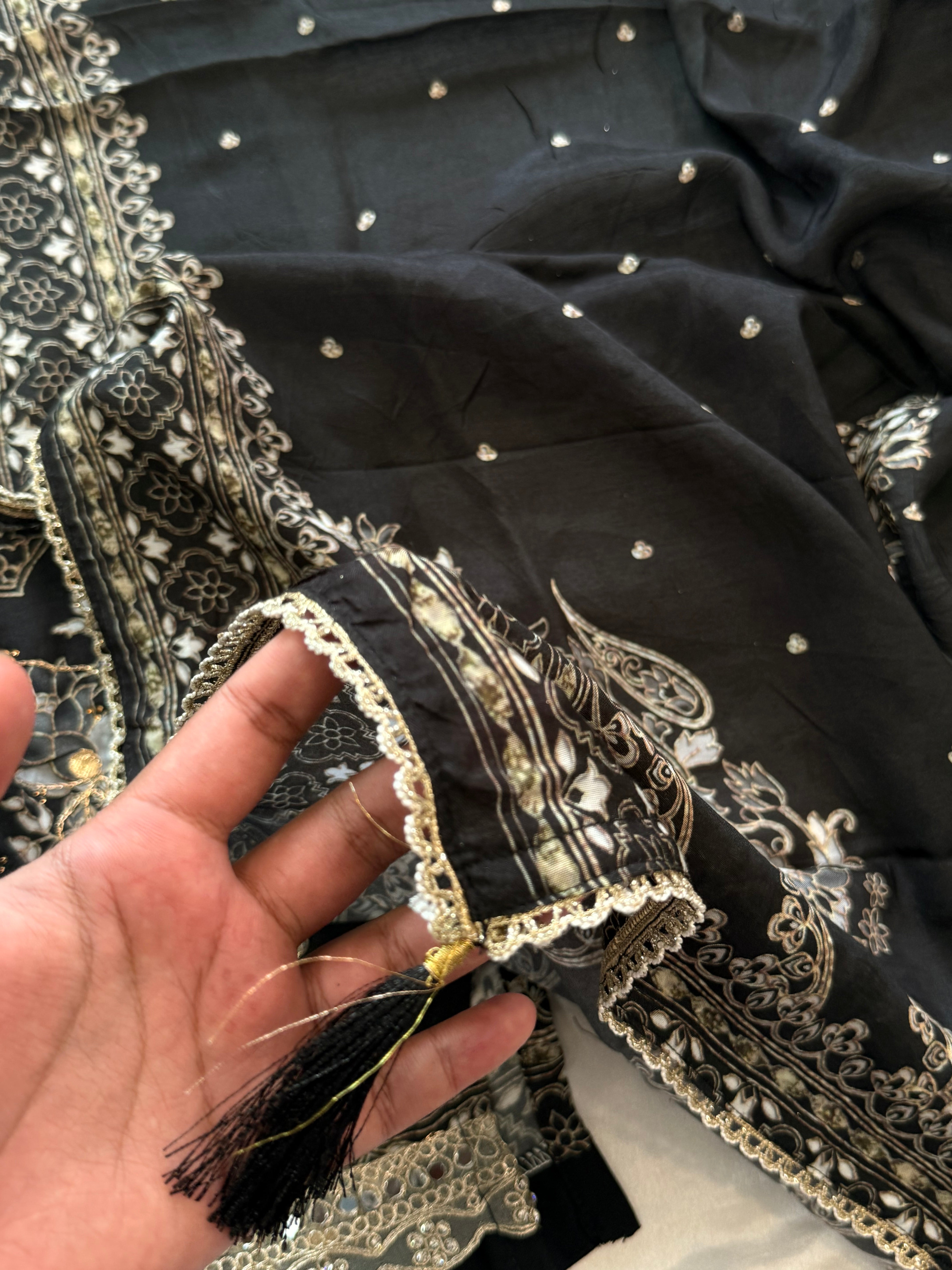 RAHI MUSLIN READYMADE SUIT 11
