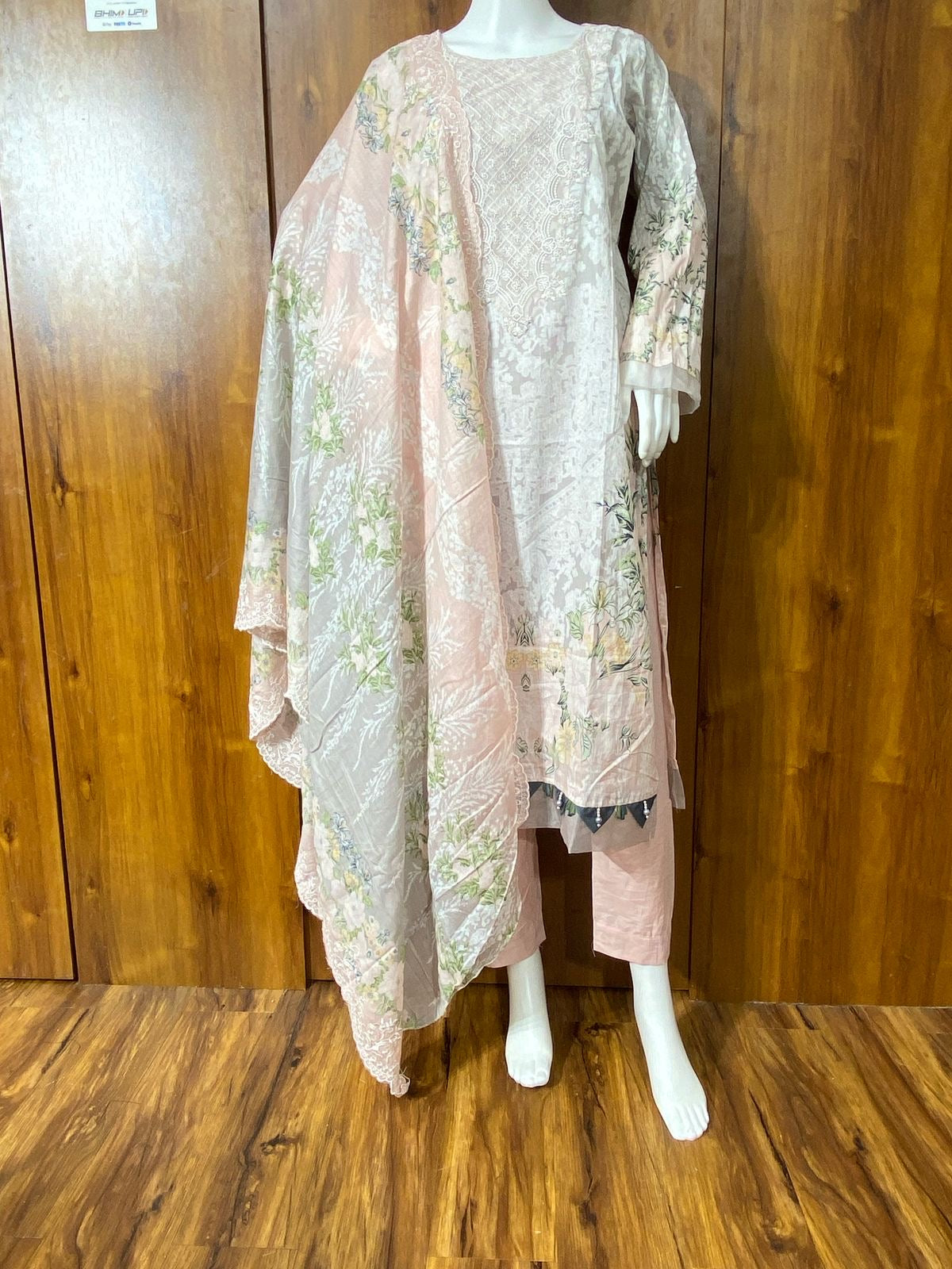 NEEDLE LAWN EMBROIDERY SUIT 3